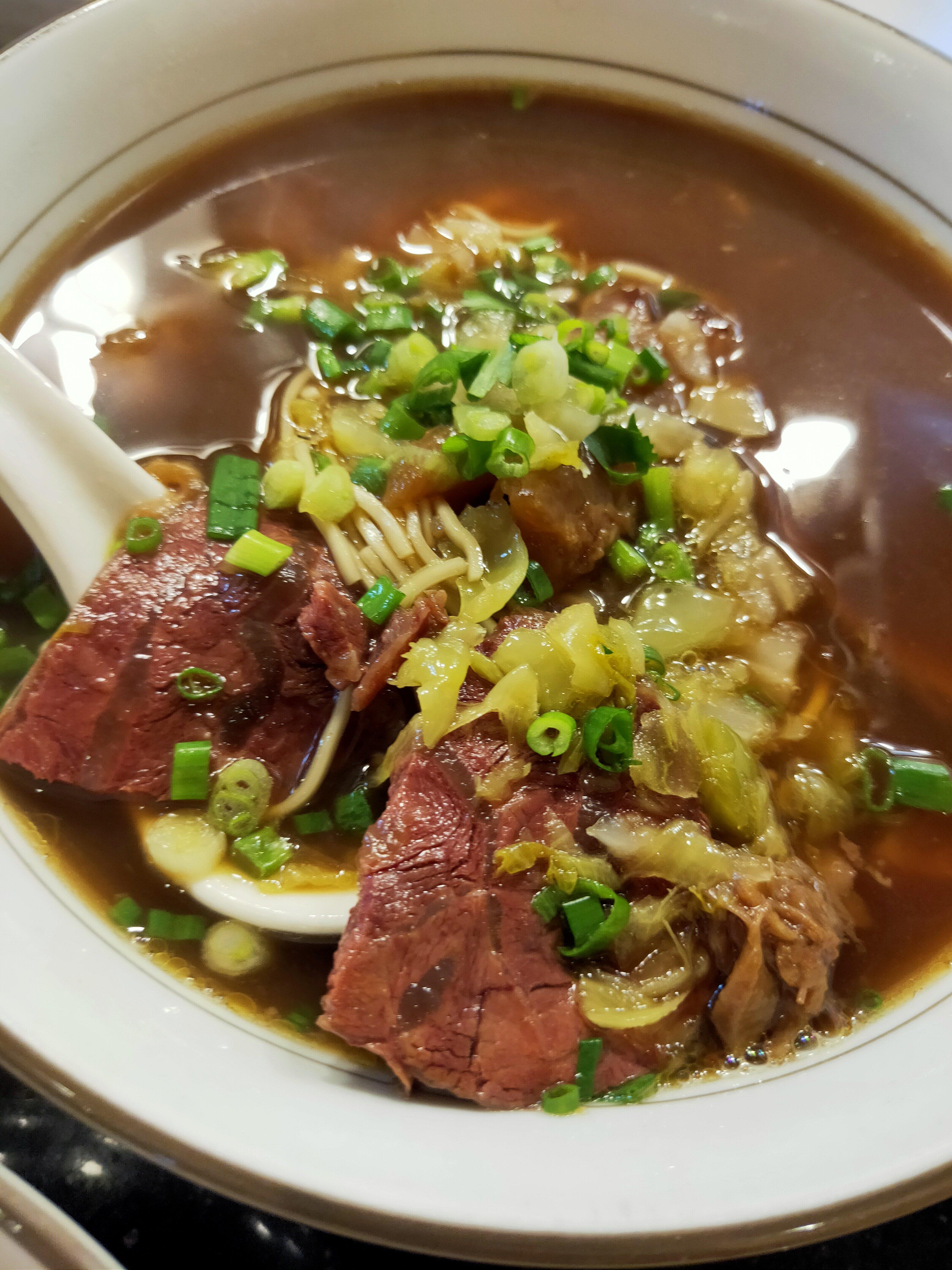 LeNu Chef Wai's Noodle Bar