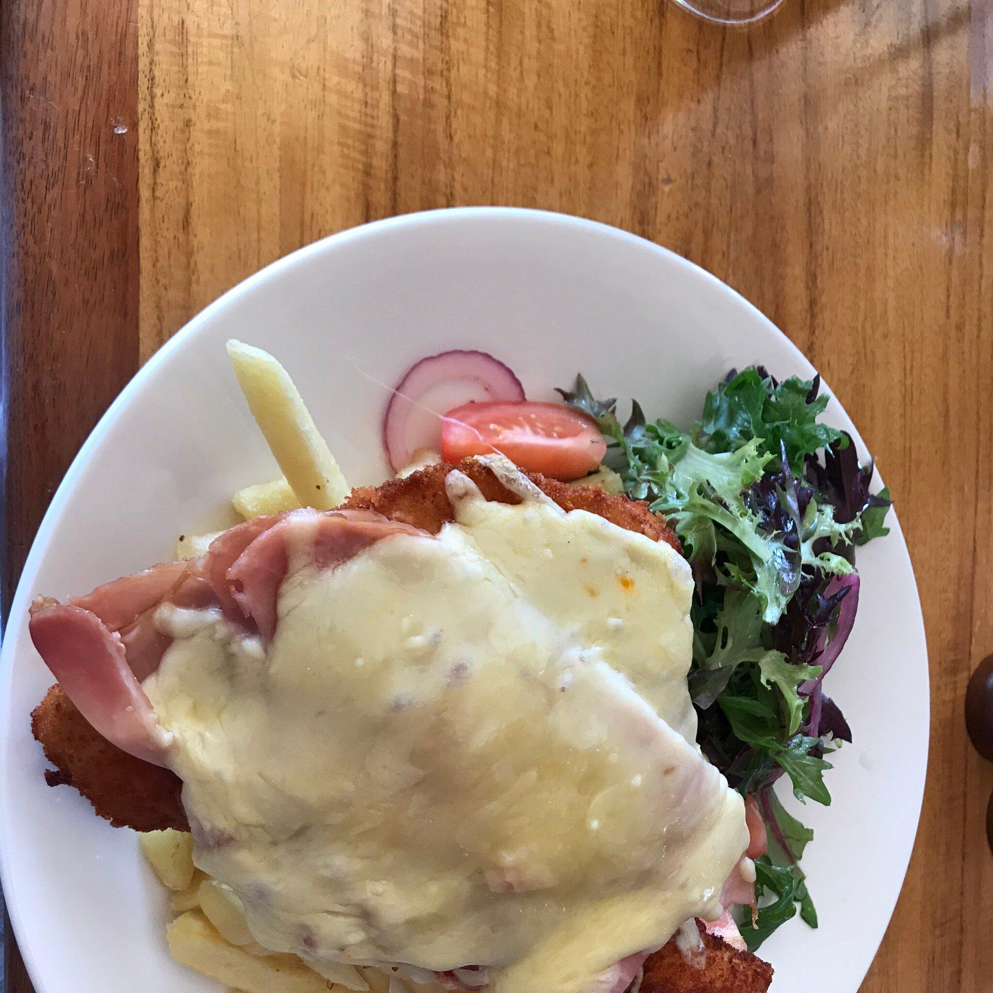 Photo by Llewellyn53