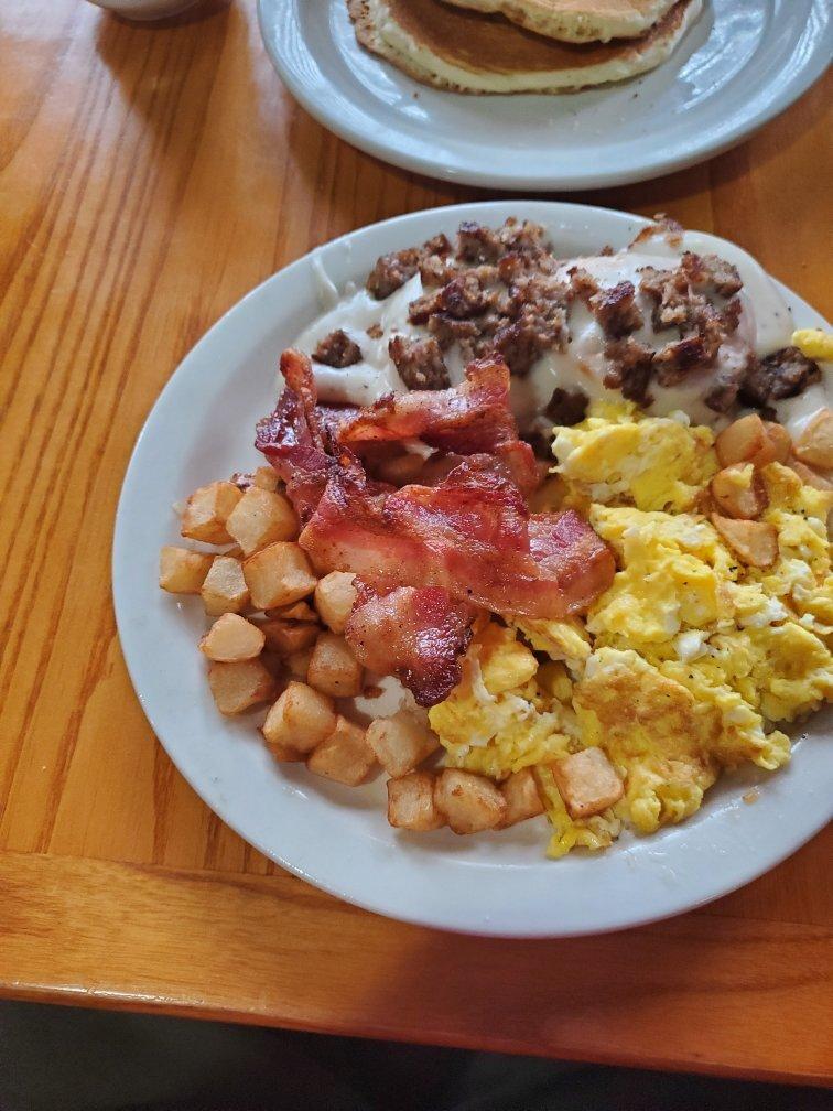 Photo by Y6650KQbradw