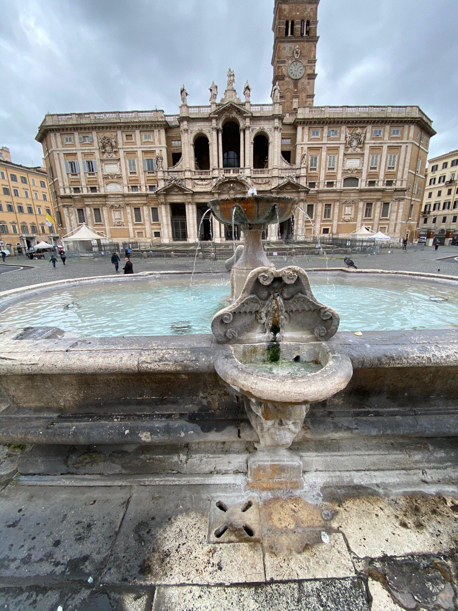 Fontana di Piazza Santa Maria Maggiore