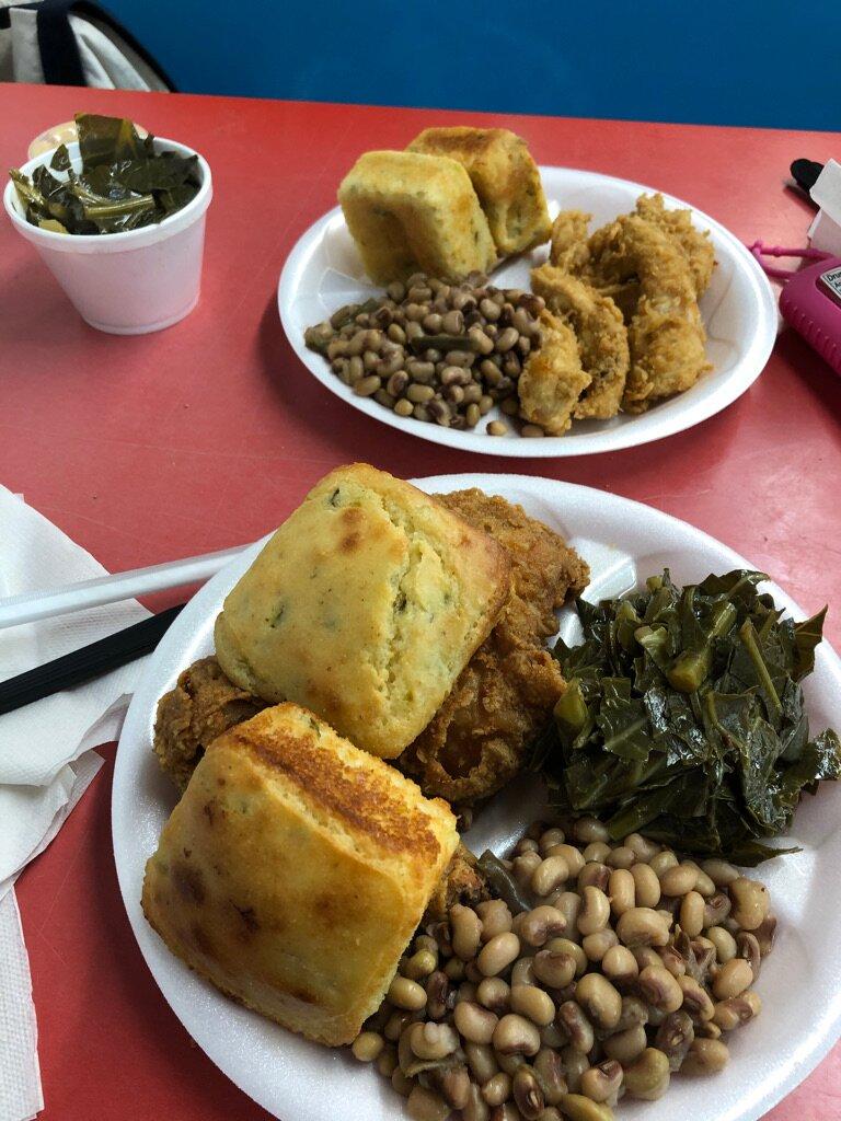 Walter's Gas & Grill