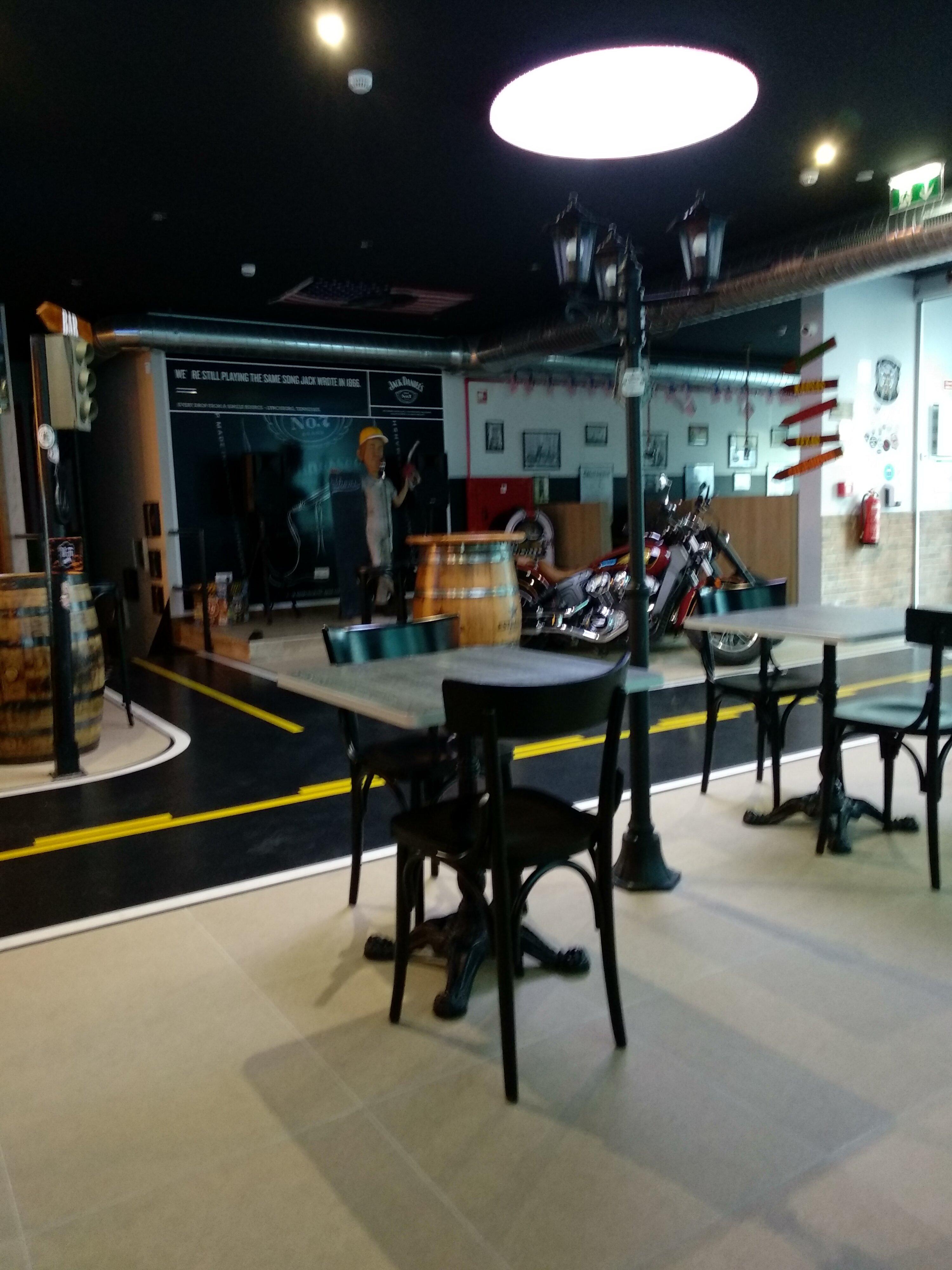 Route 66 - Your American Bar & Restaurant