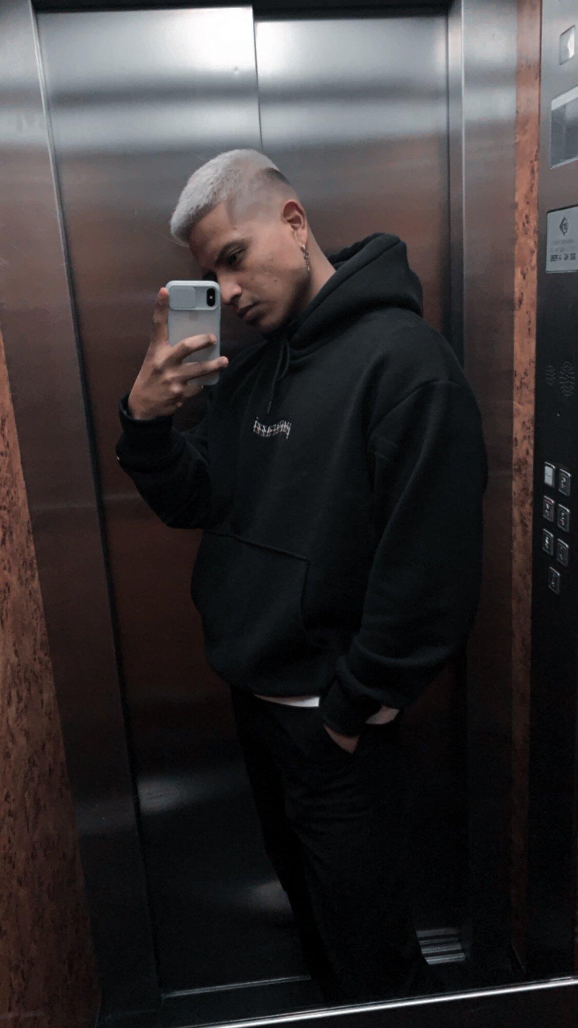 Photo by Alejandroo9876