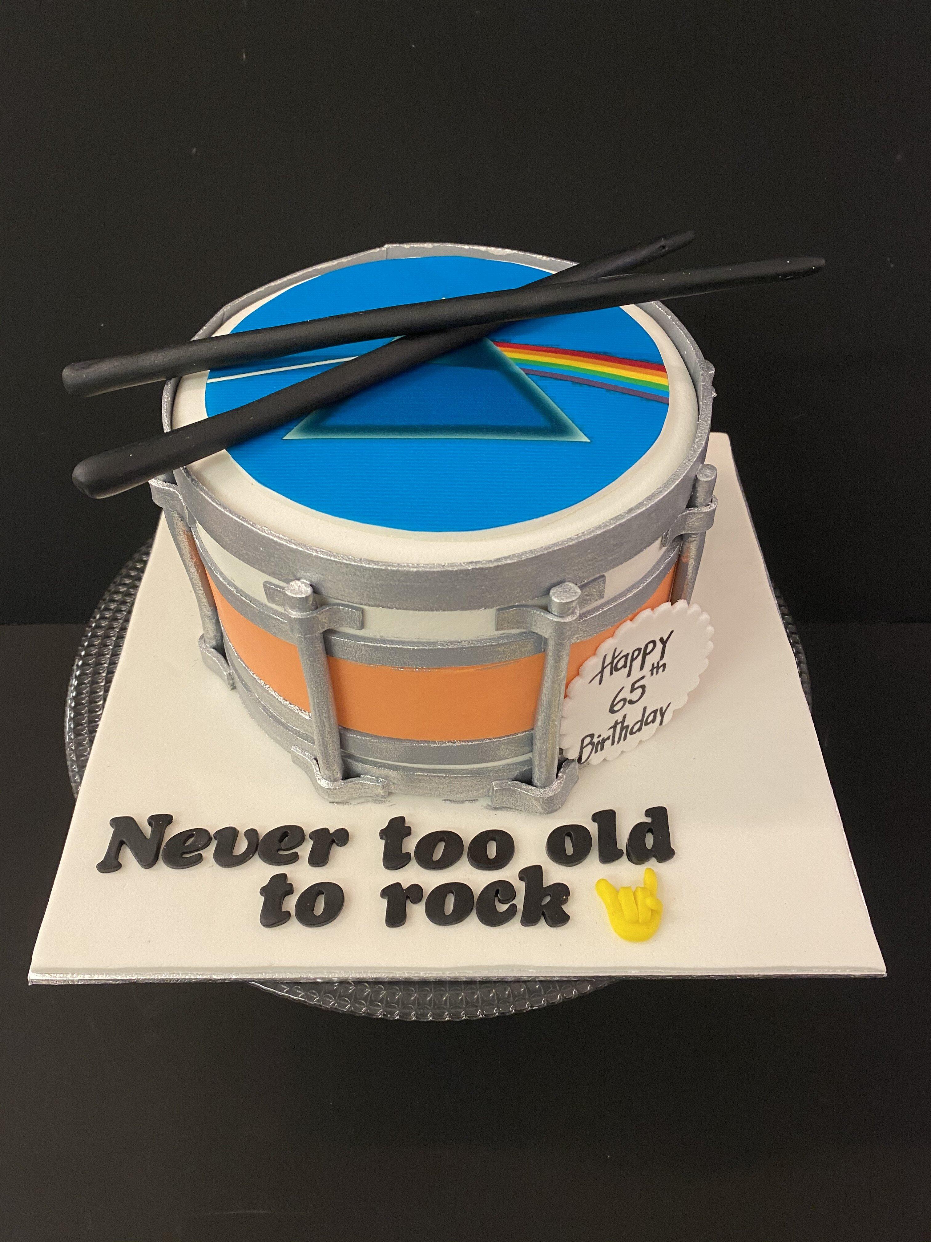 by Lore - Cake Design