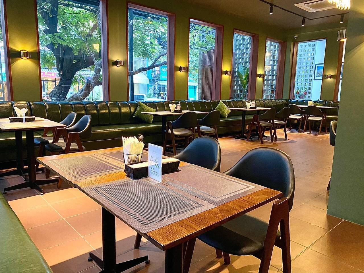 Loop Heartful Restaurant