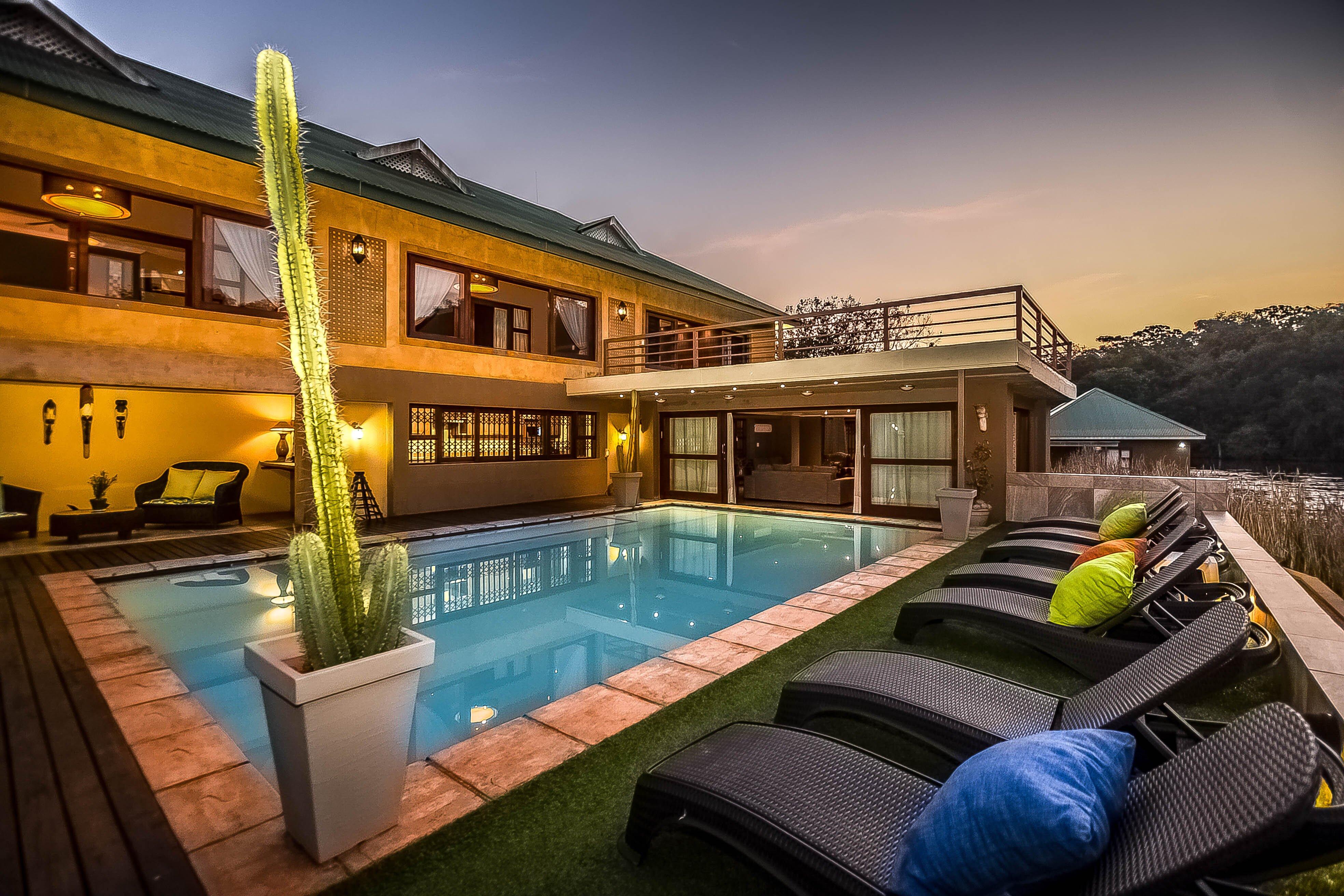 Bambuu Lakeside Lodge