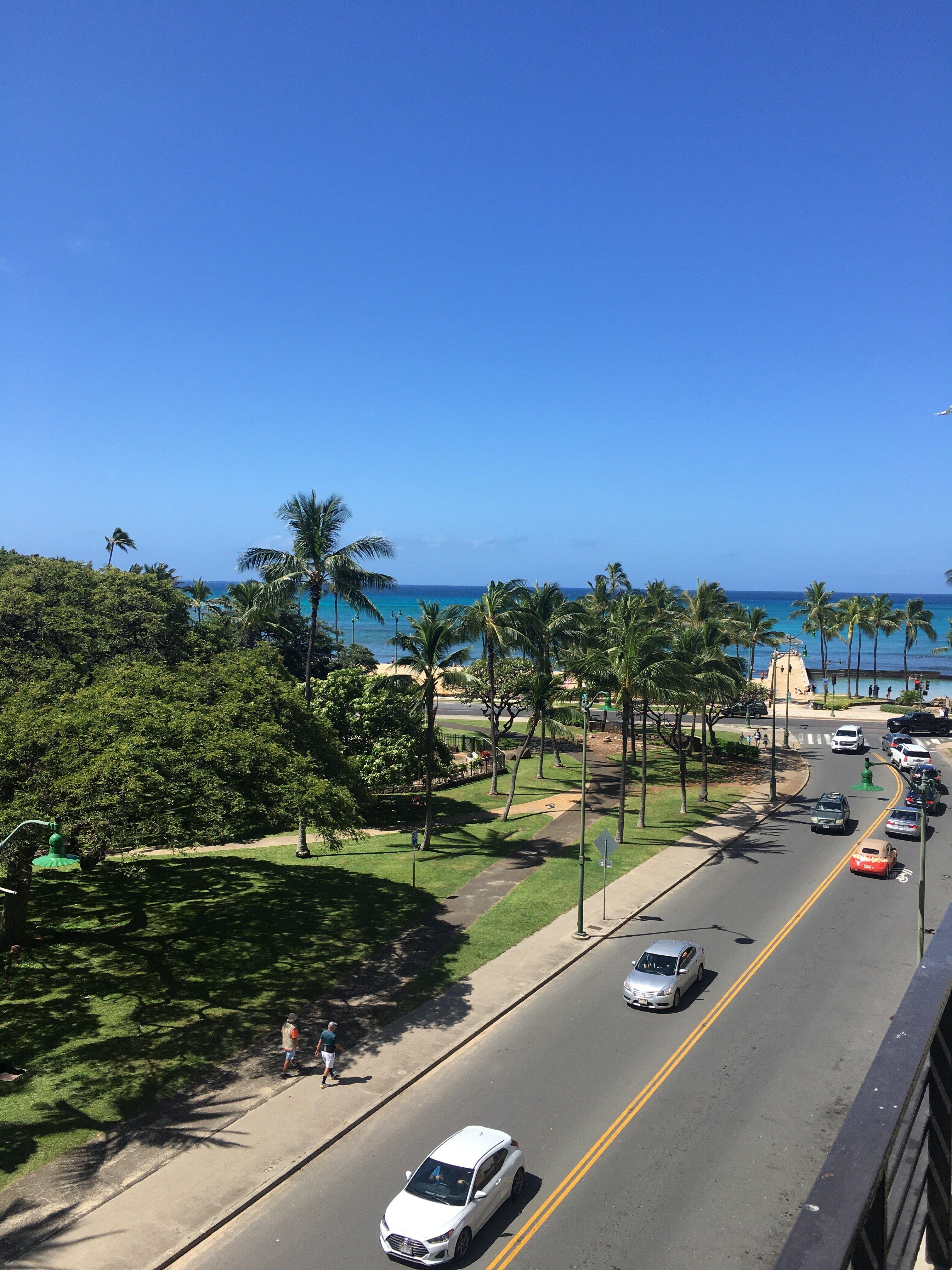 Castle @ Waikīkī Grand