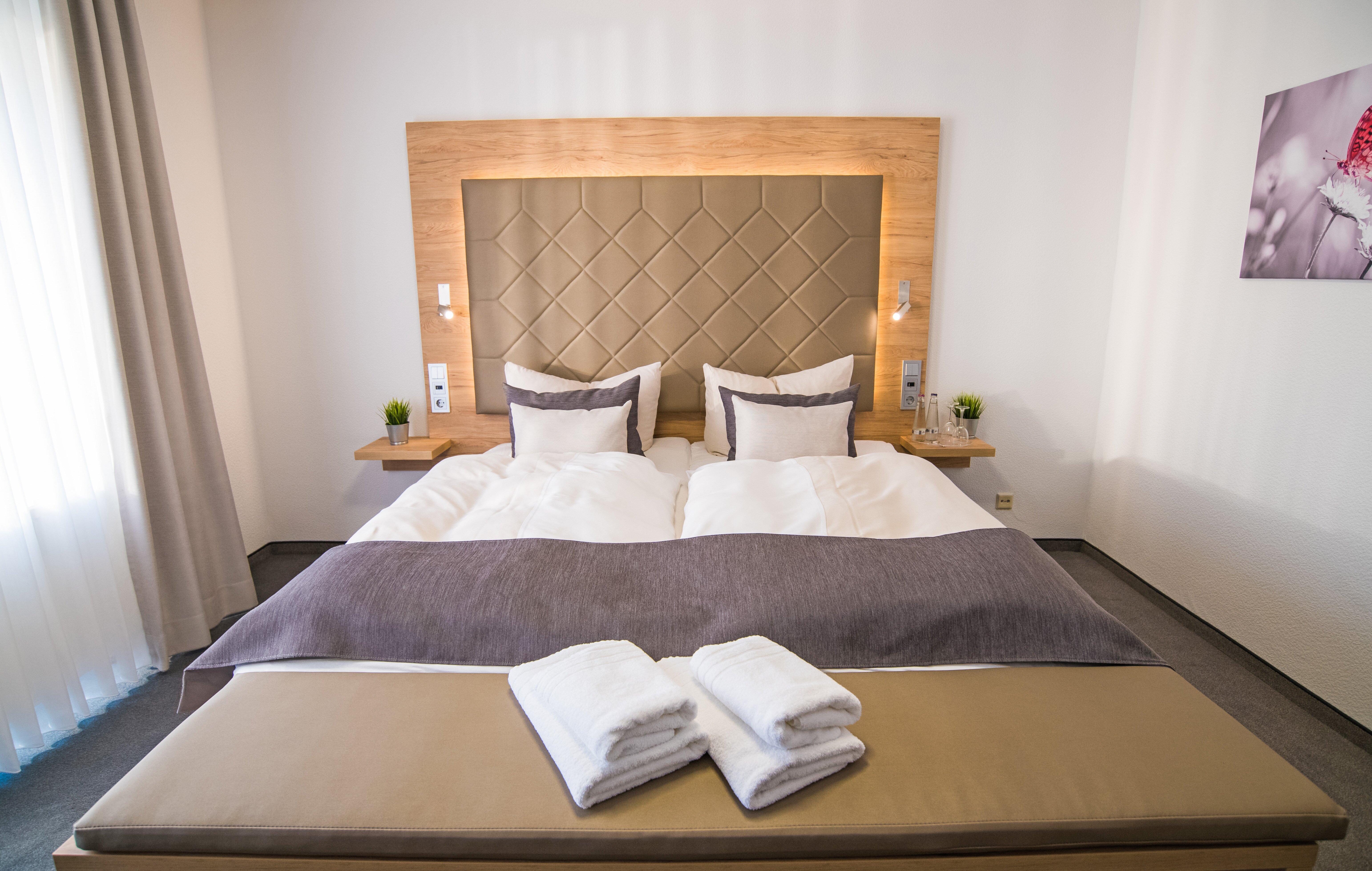 Hagen`s Hotel "eat & meet" Restaurant Bar Louge