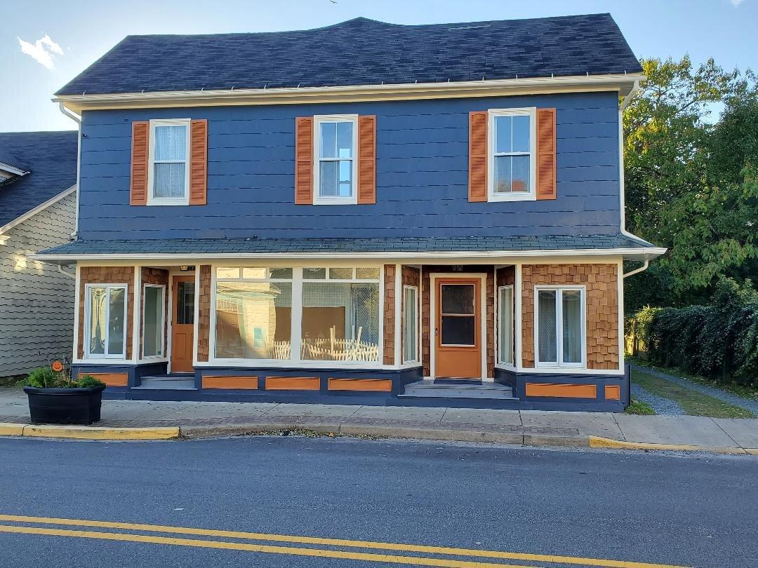 Photo by CinnamonByTheBay