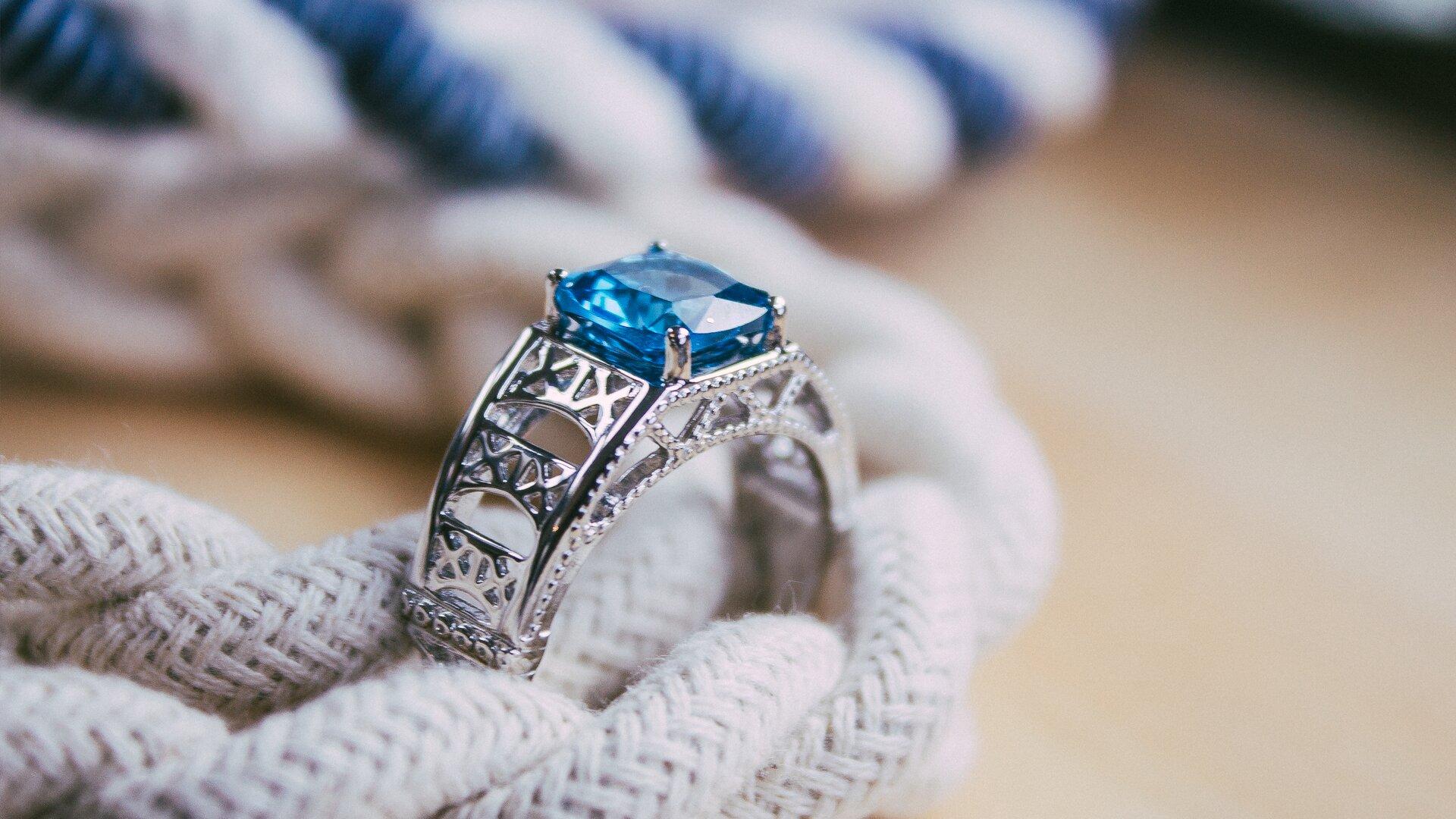 Gold Mine Jewelry & Custom Designs