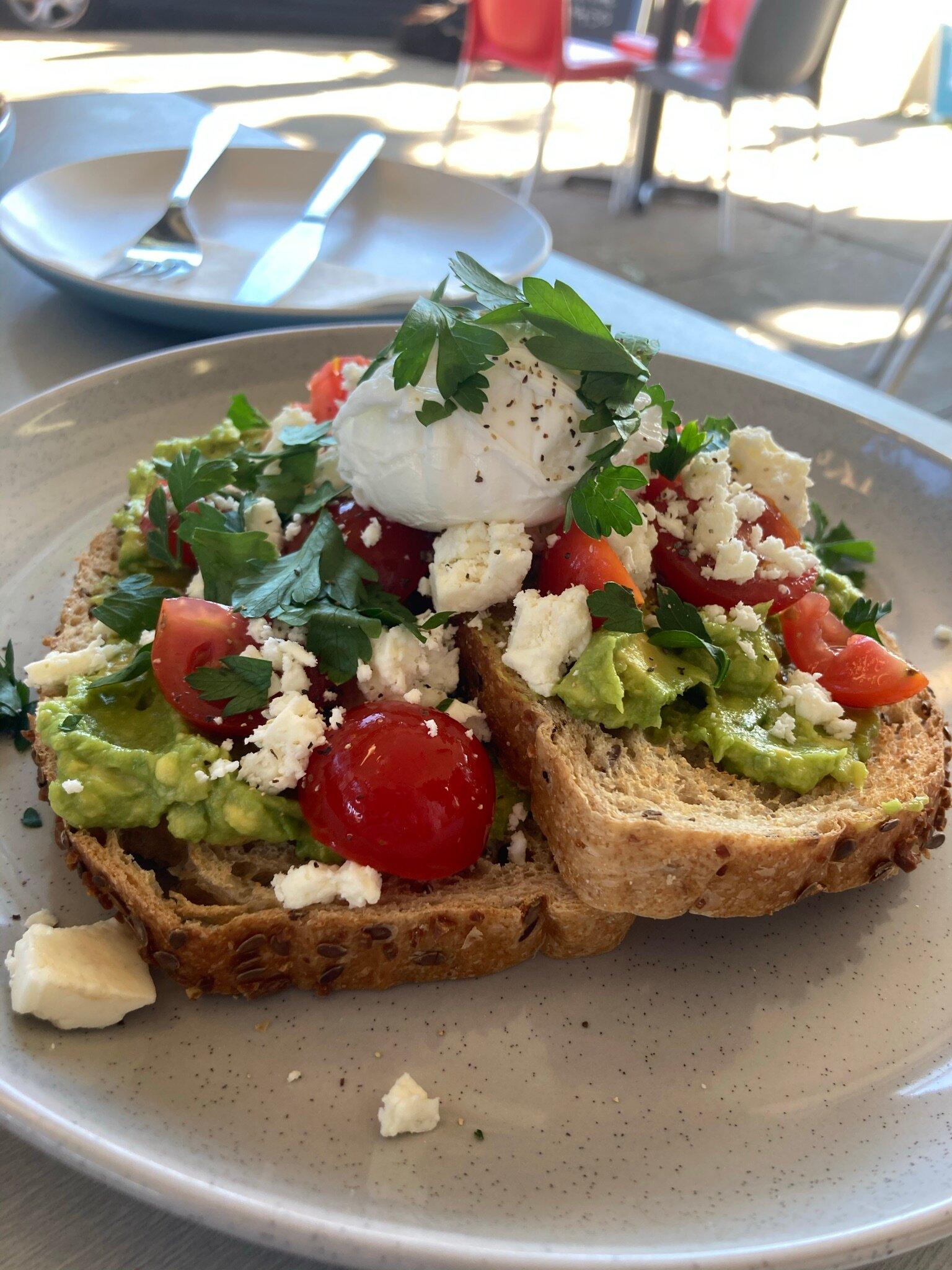 Curlys on the Corner