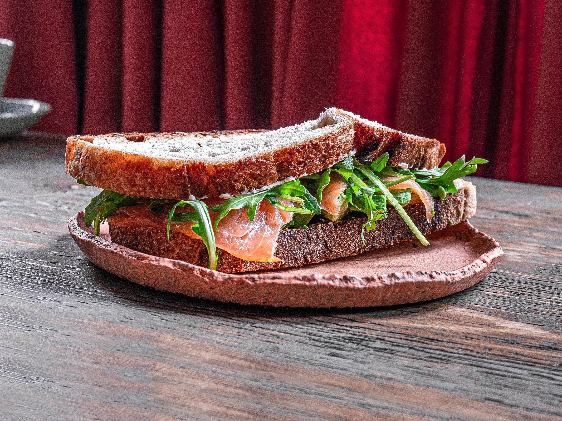 Munchies' Craft | Cat Cafe & Bar