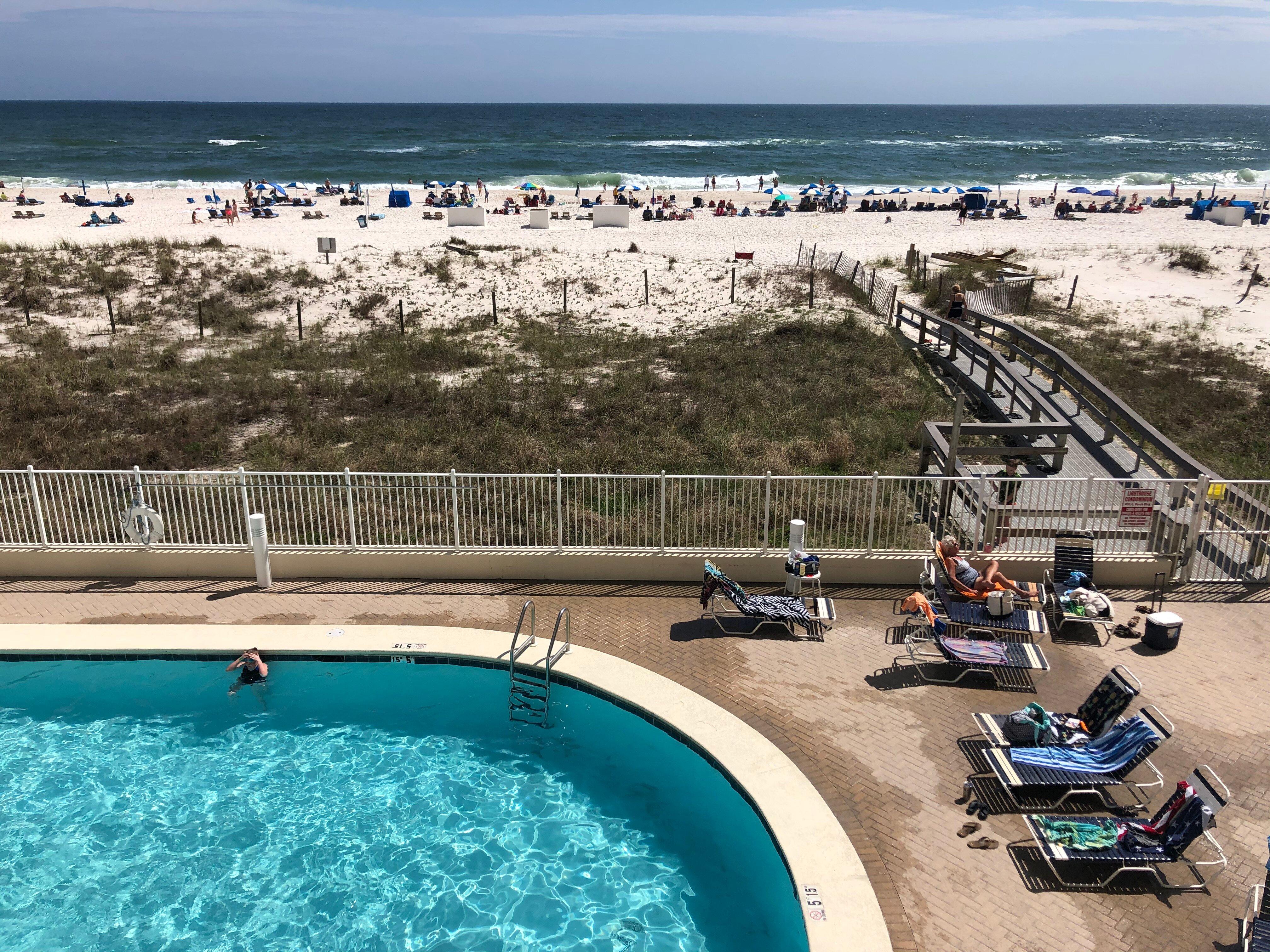 Lighthouse Condos By Hosteeva