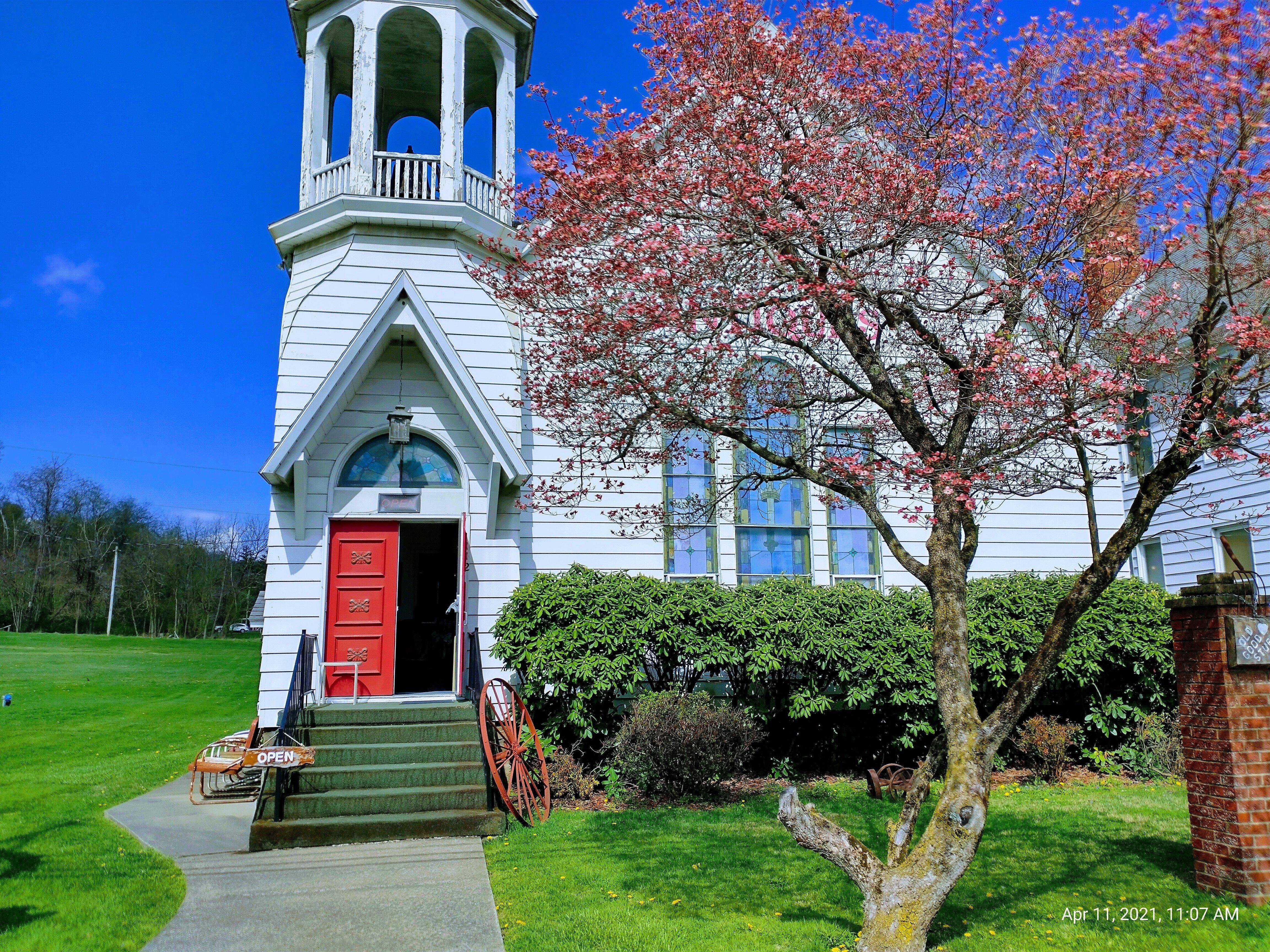 Old Good Stuff and The Knife Guy