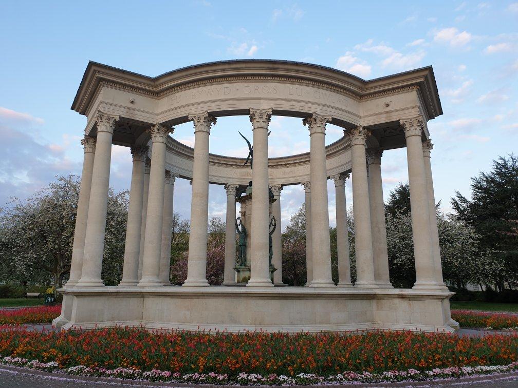Welsh National War Memorial - Cofeb Ryfel Genedlaethol Cymru