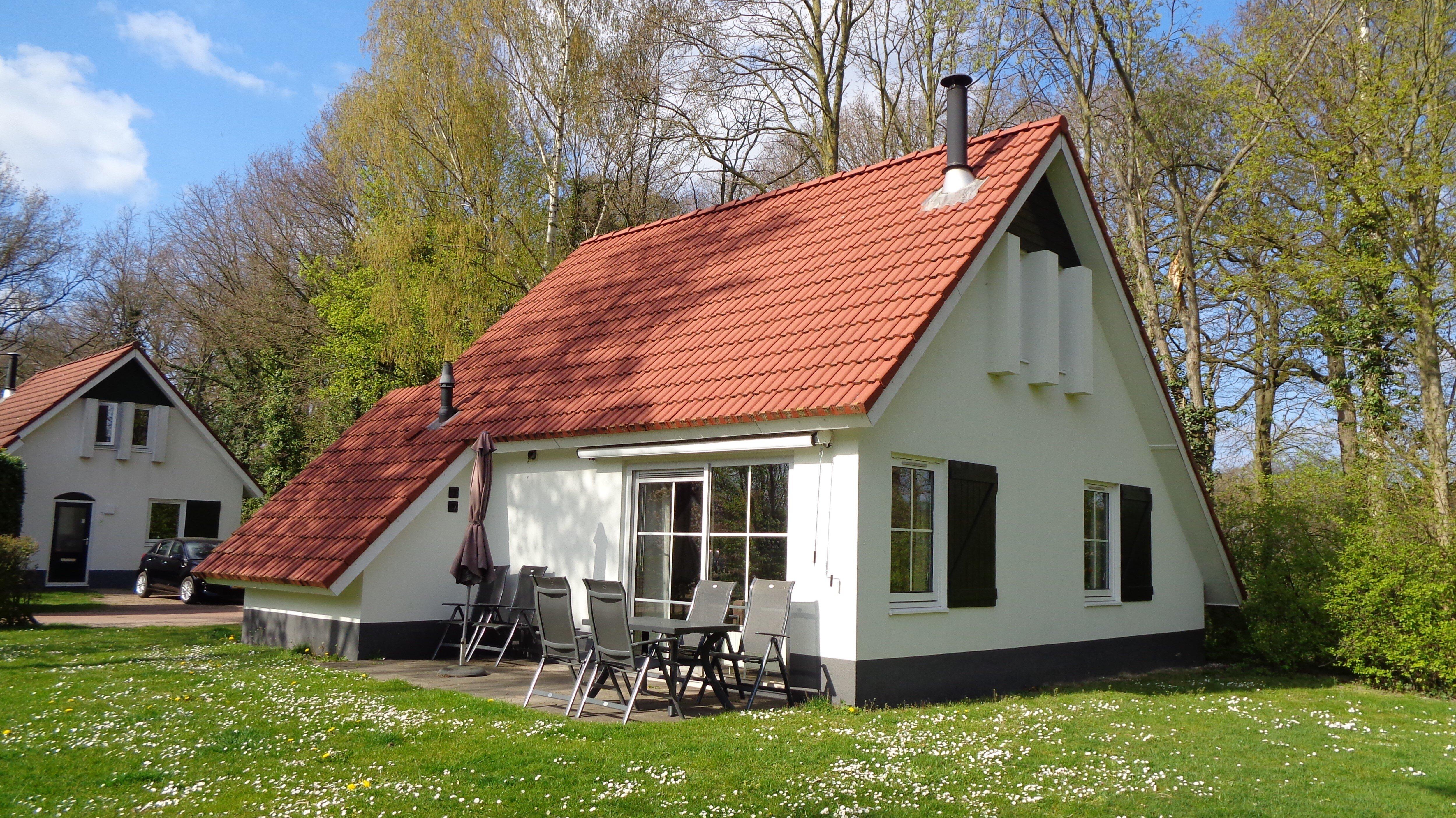 Photo by johnjE6503GY