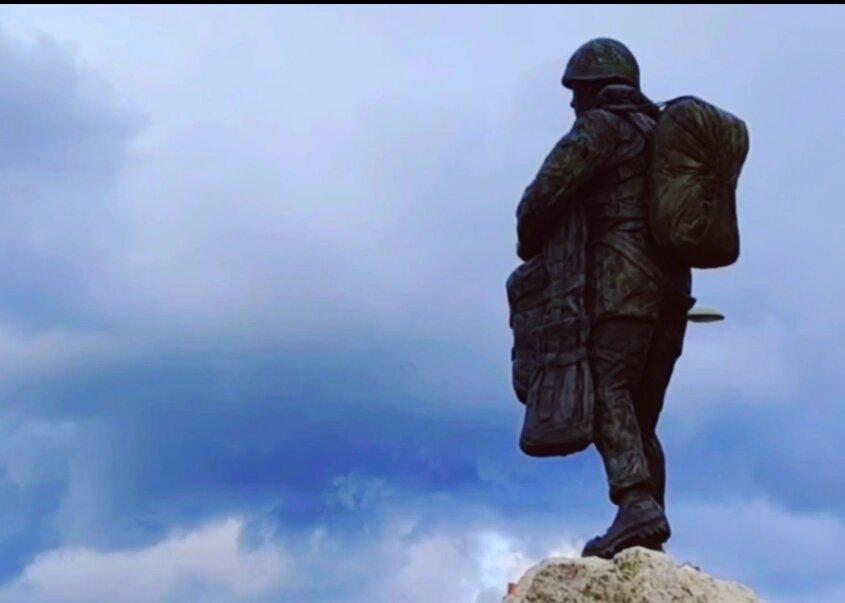 Airborne Soldier Statue