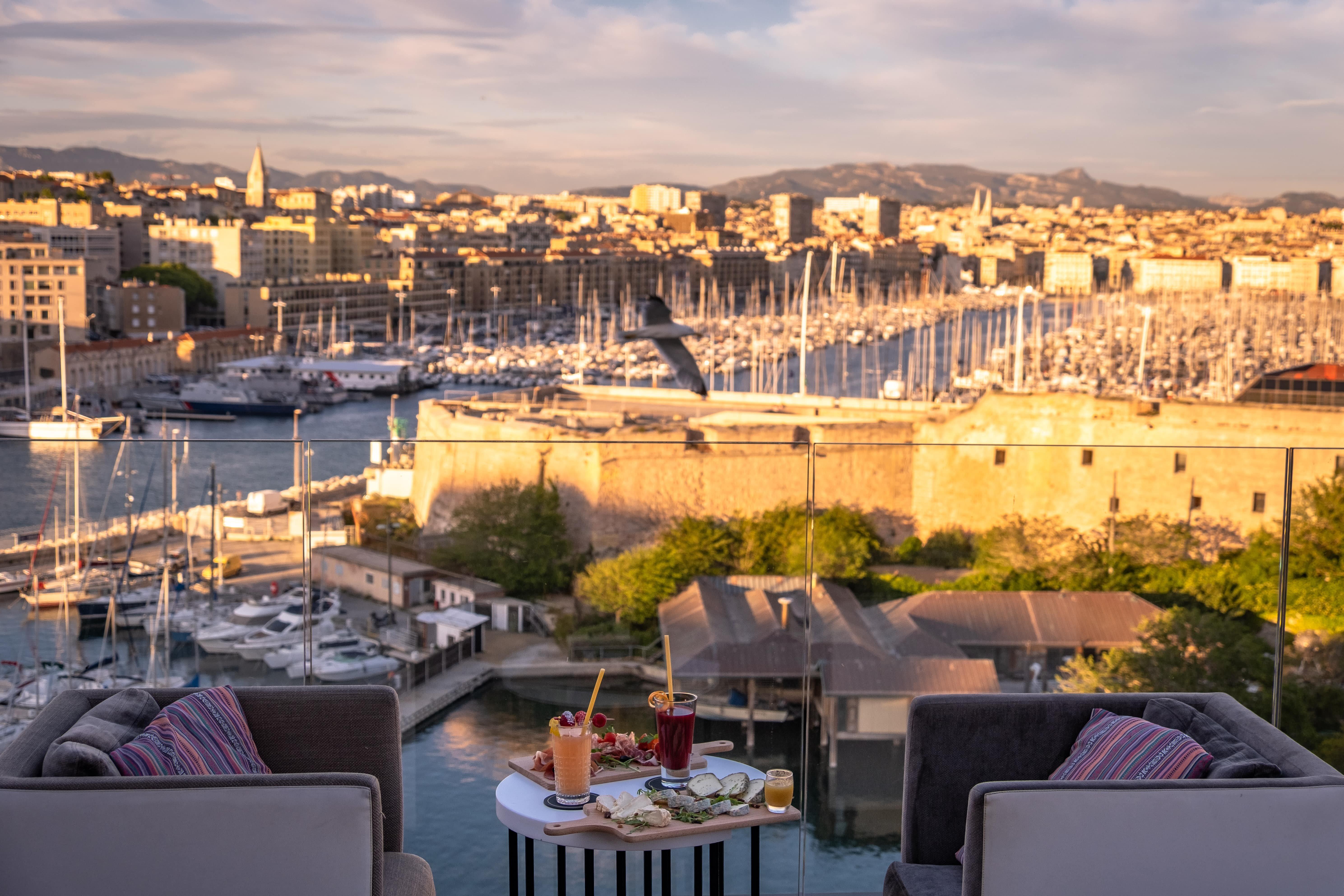 Le Dantès Skylounge