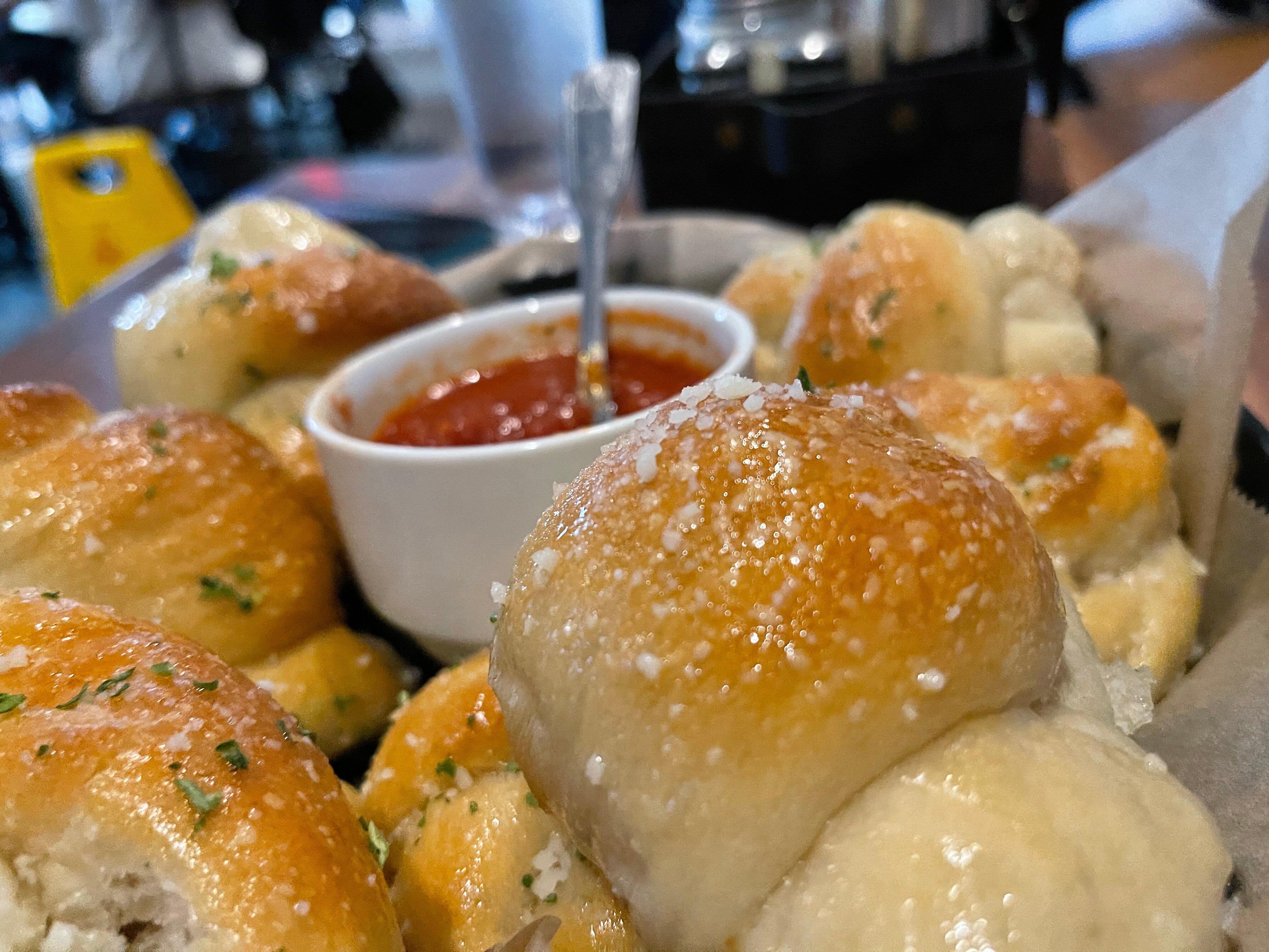 Ipp's Pastaria & Bar