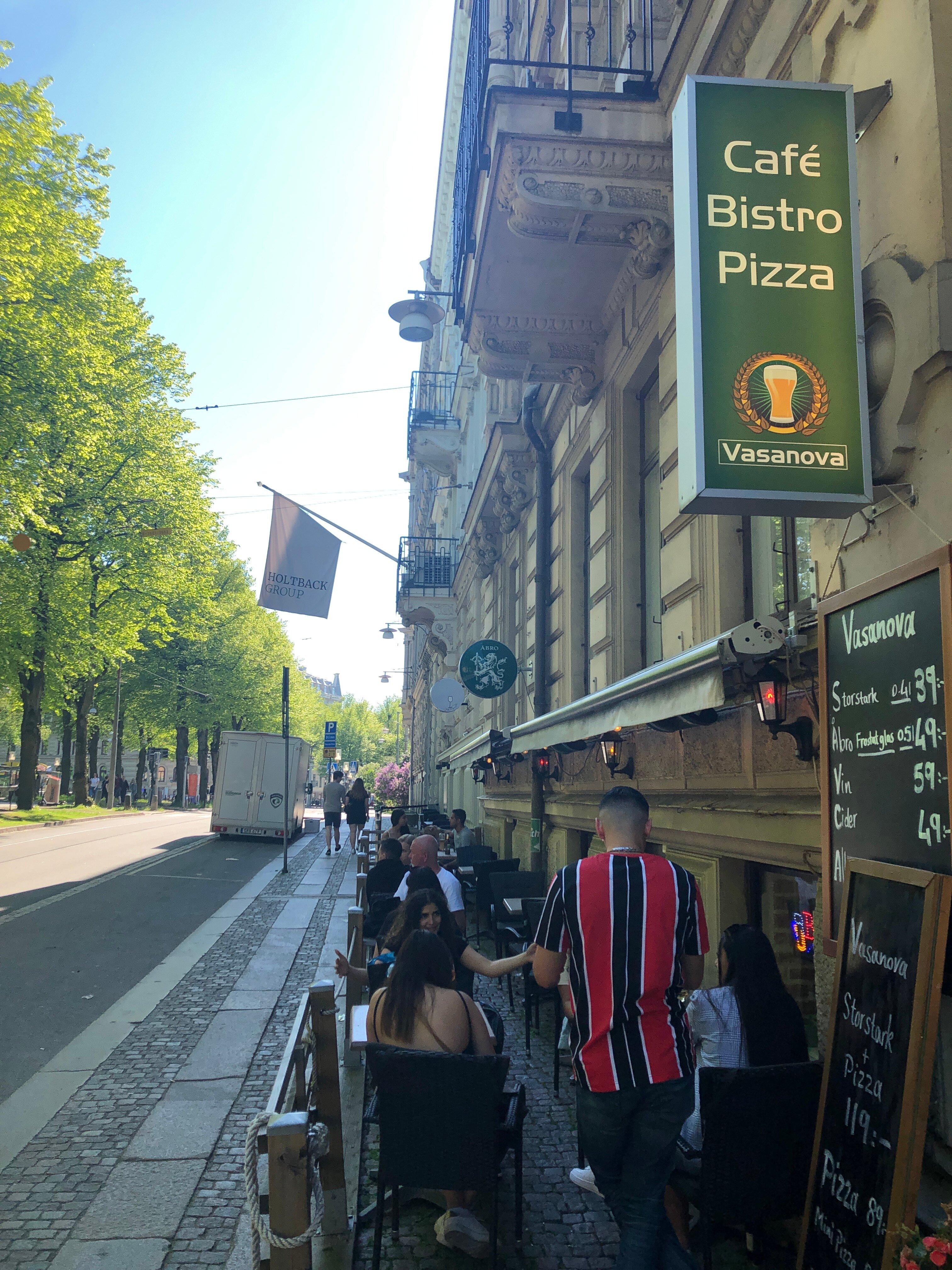 Cafe Bistro VasaNova