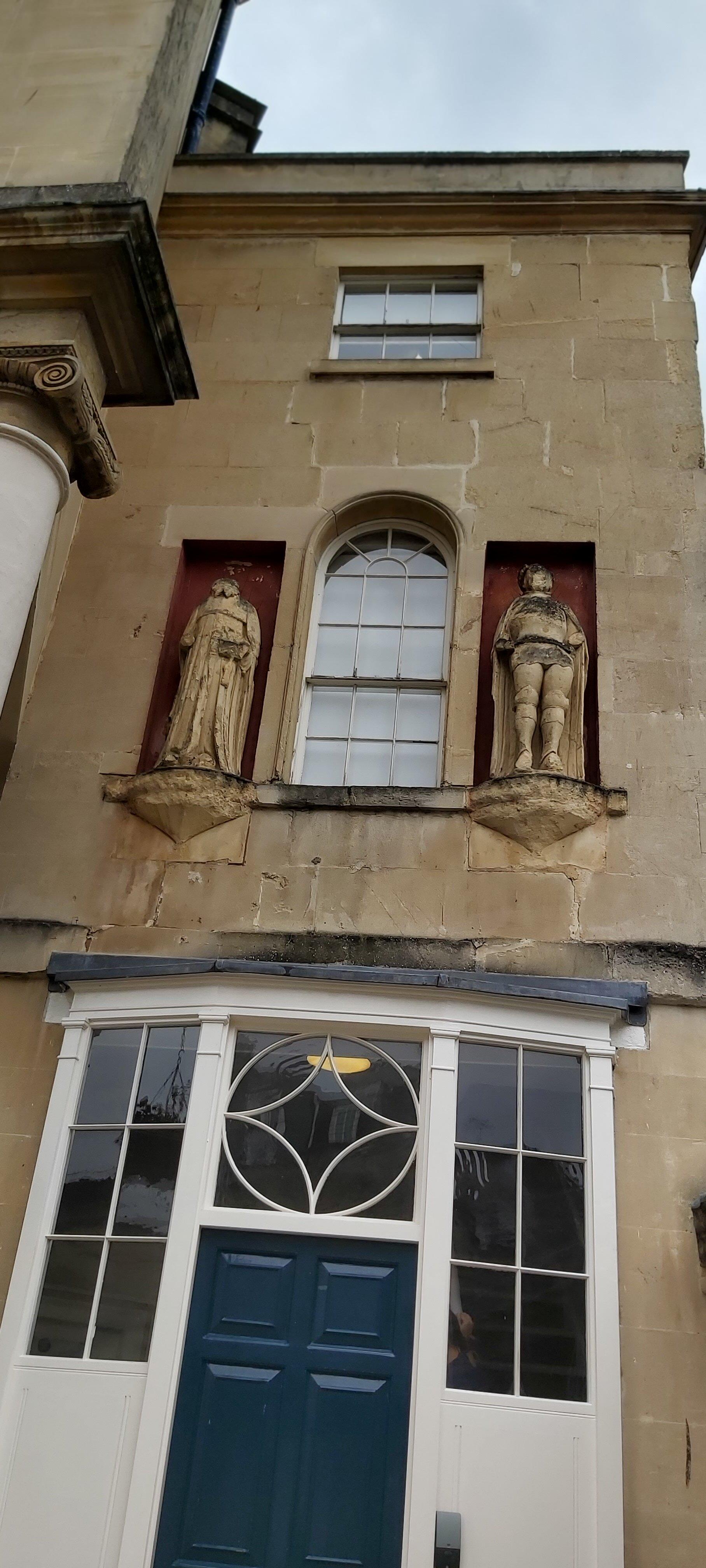 Statue King Edgar And King Cole