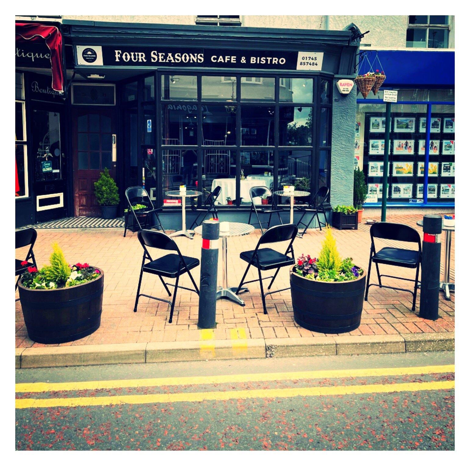 Four Seasons Café and Bistro