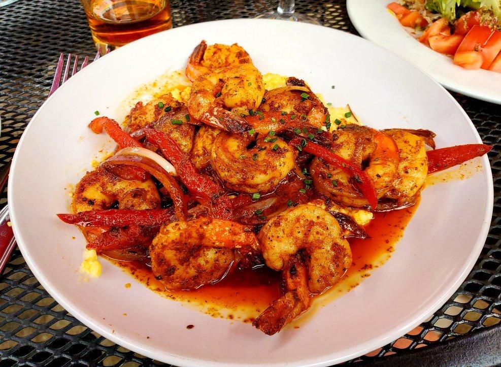 Pascal's Bistro And Wine Bar