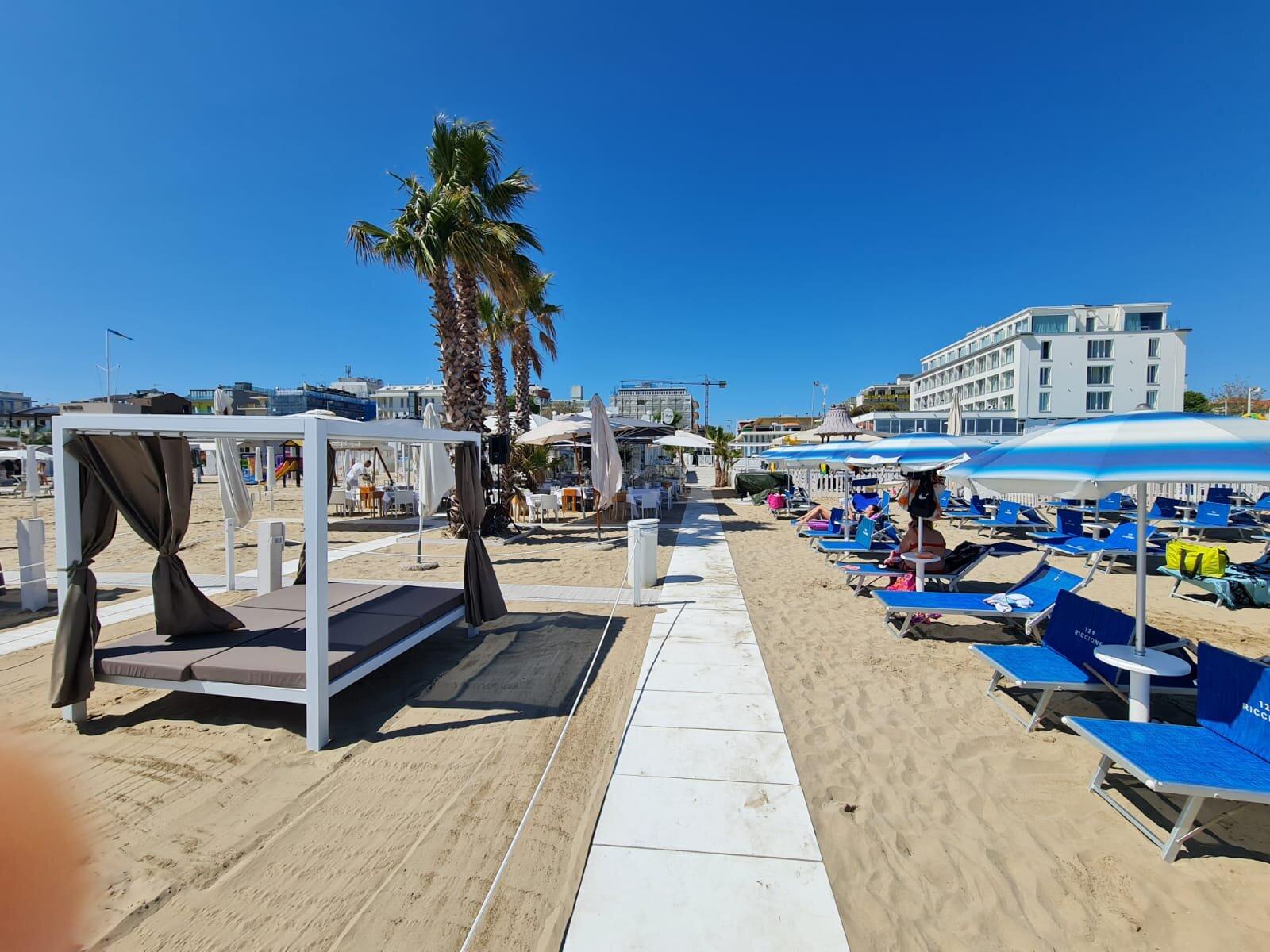 Spiaggia 129 Patty Beach Club & Restaurant Riccione
