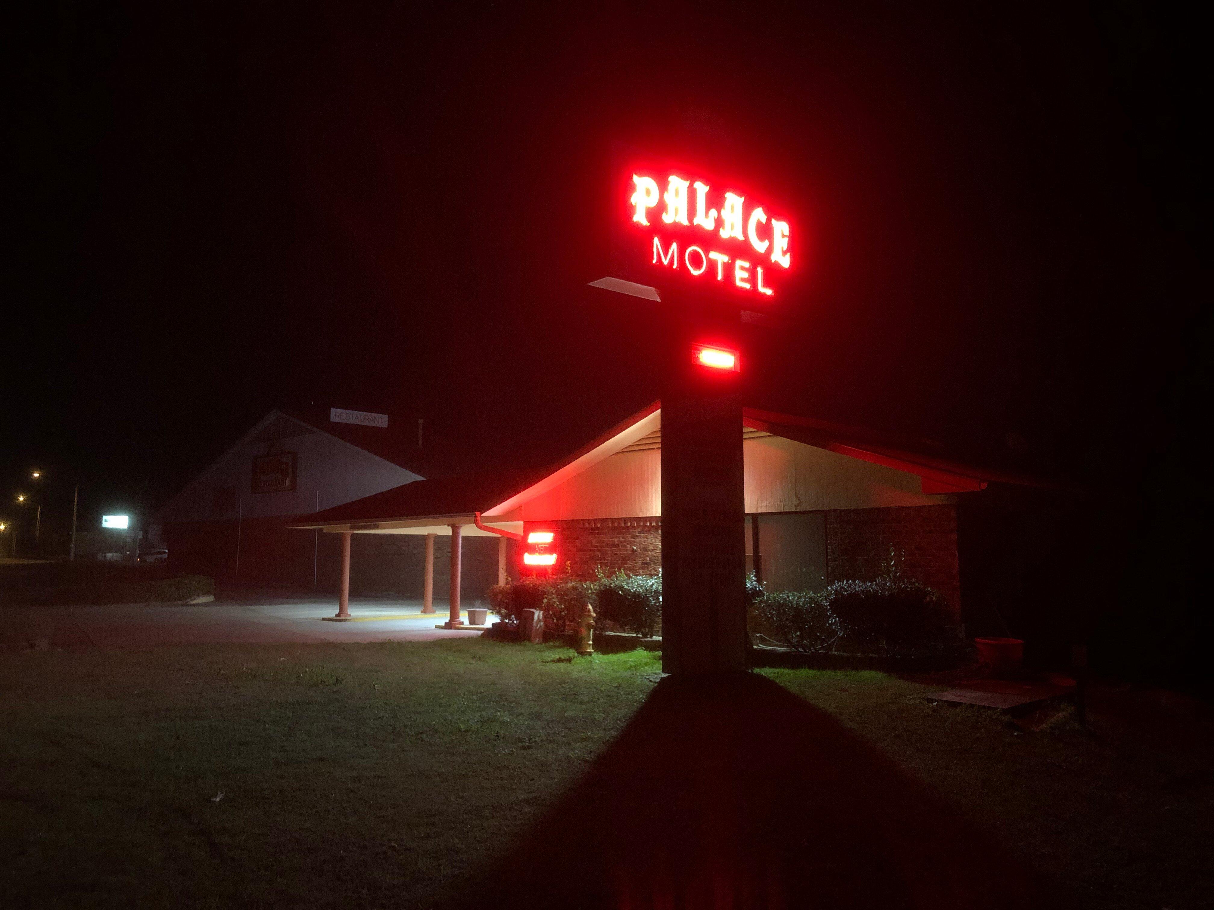 Palace Motel