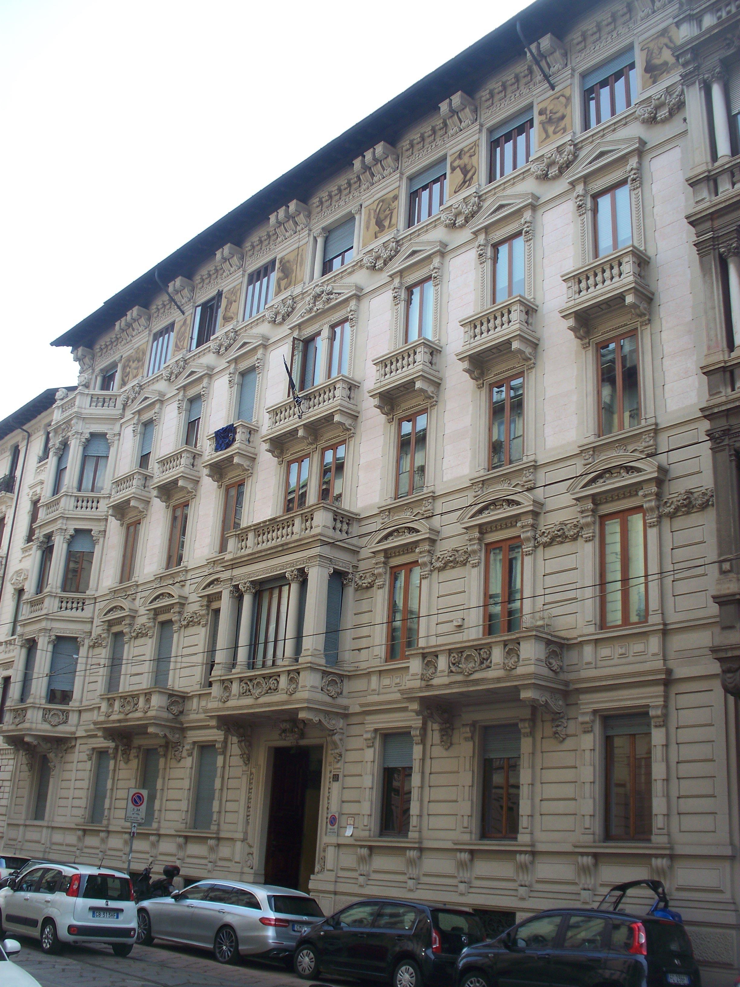Casa Via Ariosto 32