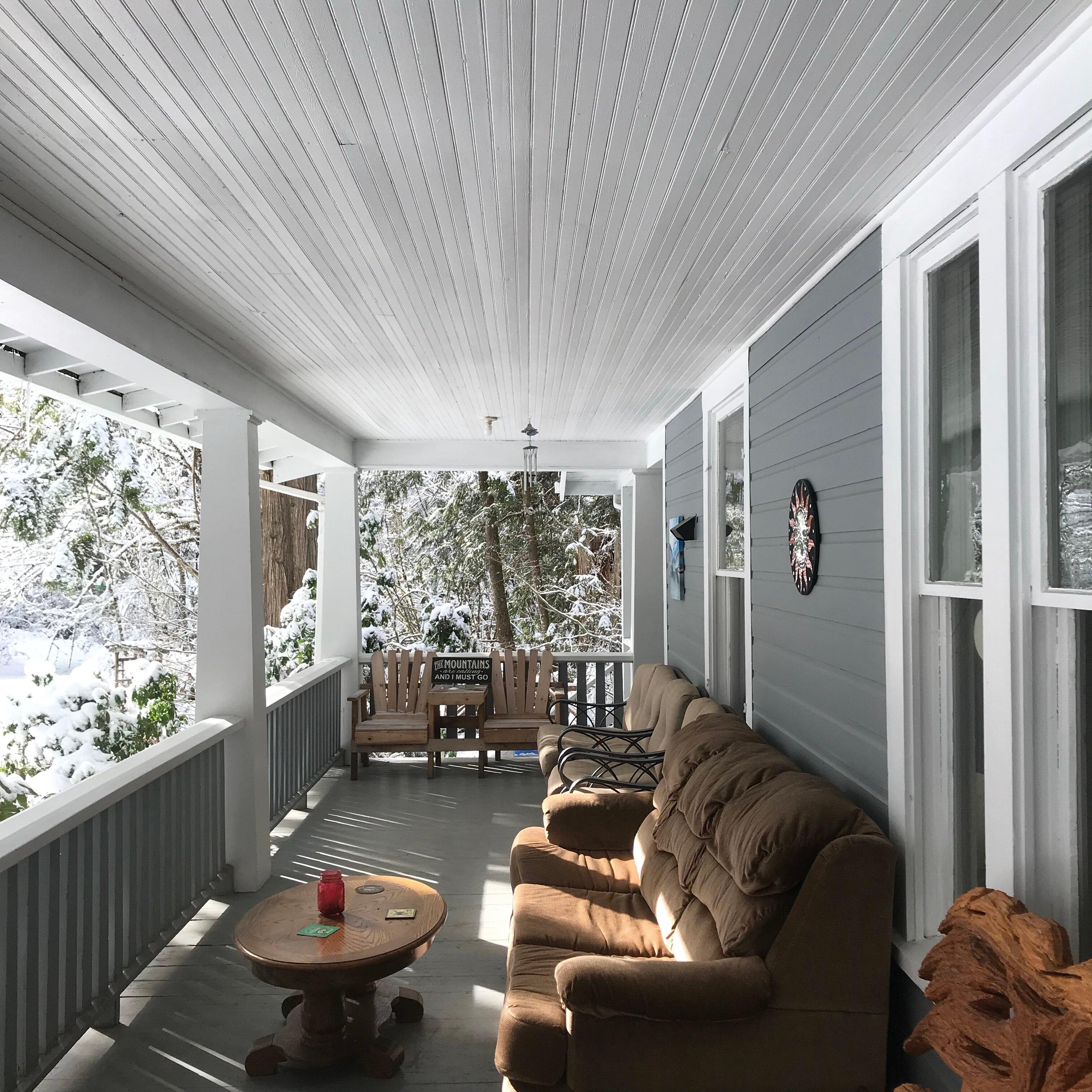 Mountain Meadows Inn