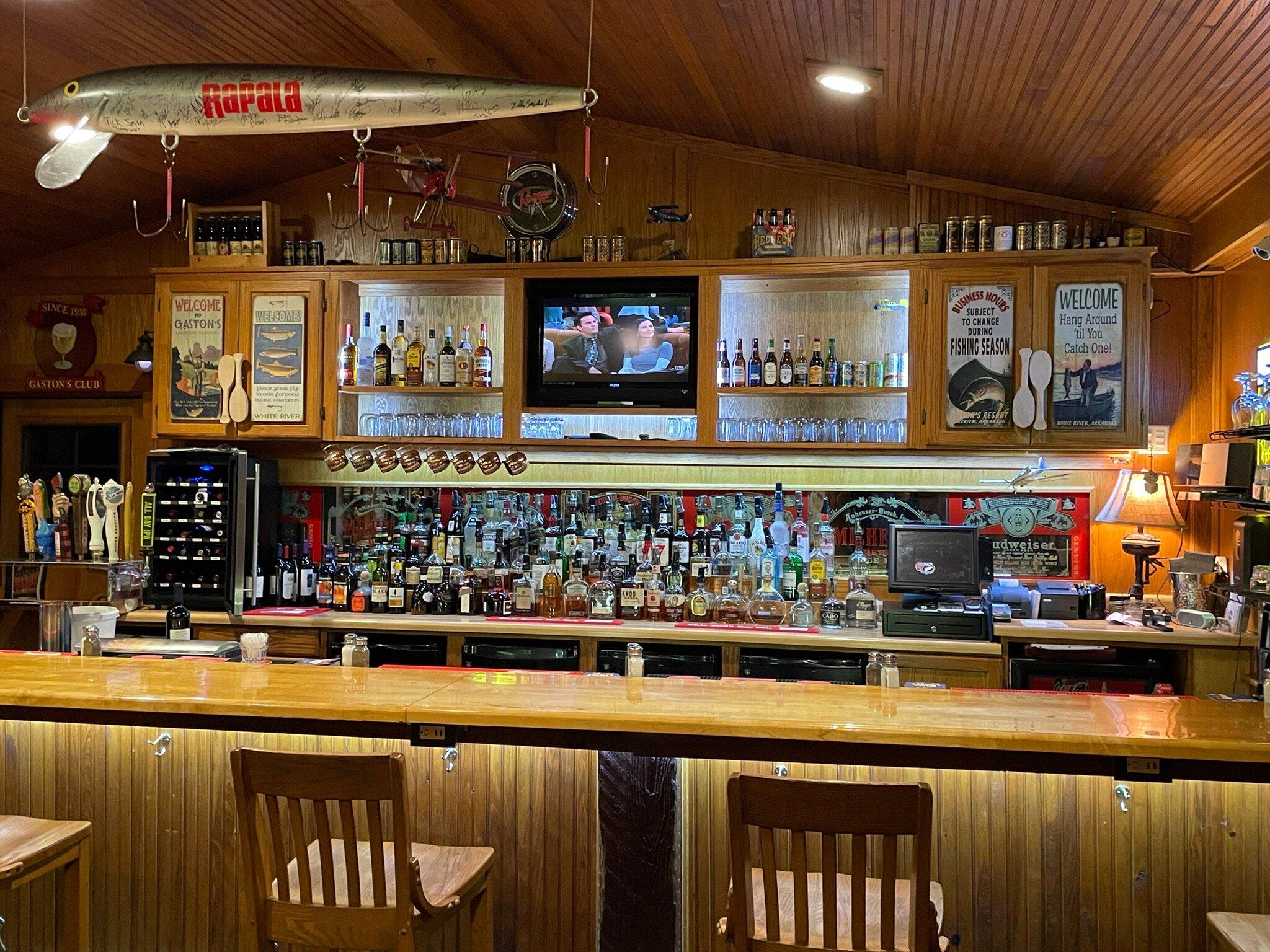 Gastons Airport (3M0)