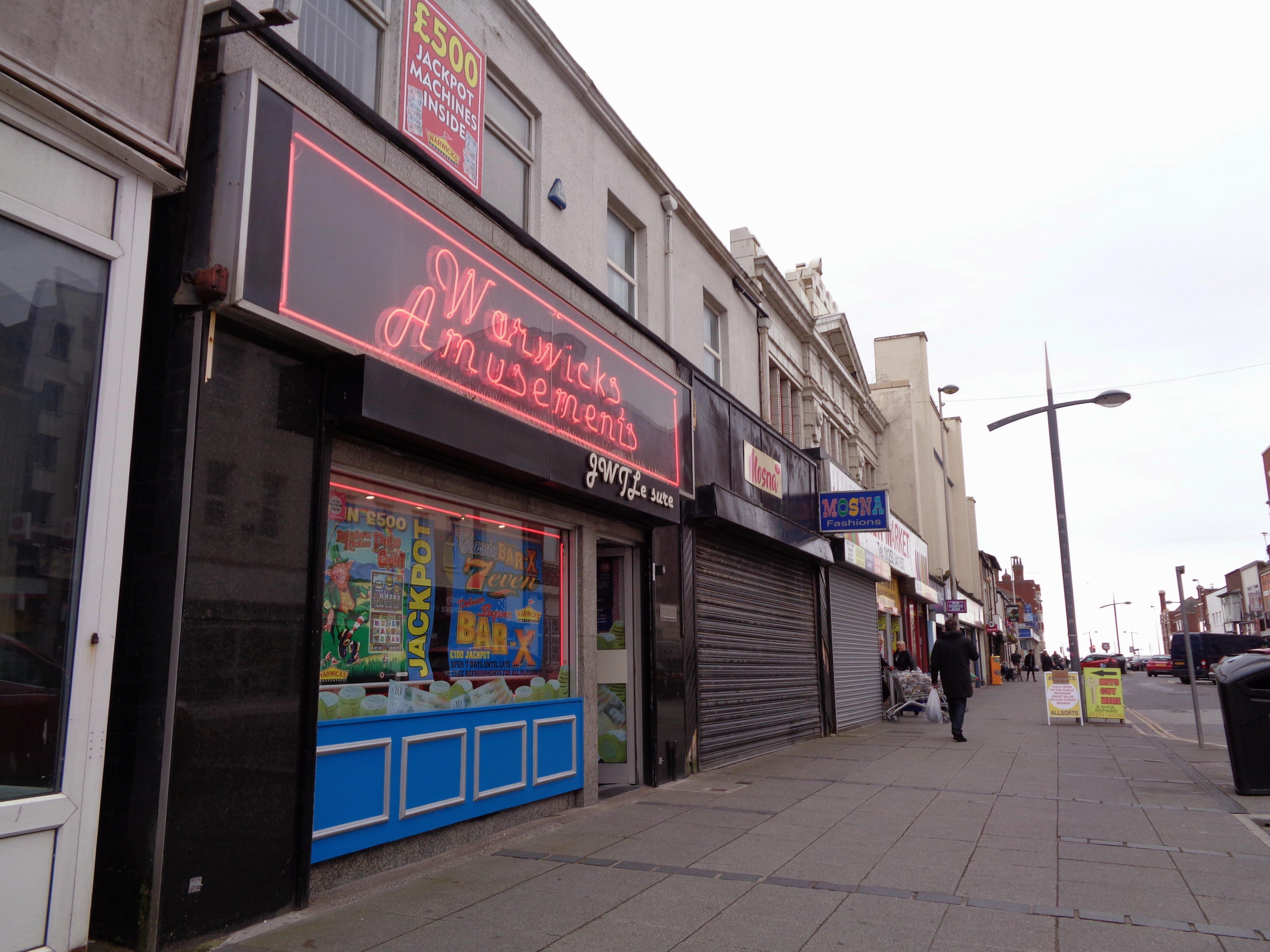 Warwick's Amusements - South Shore