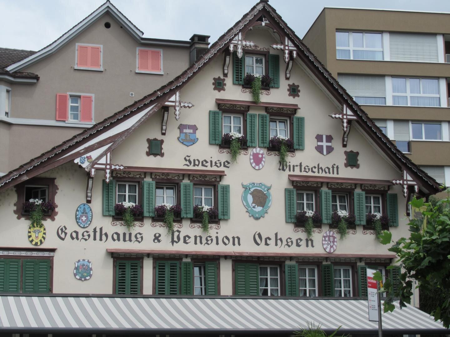 Tourist Info Brunnen