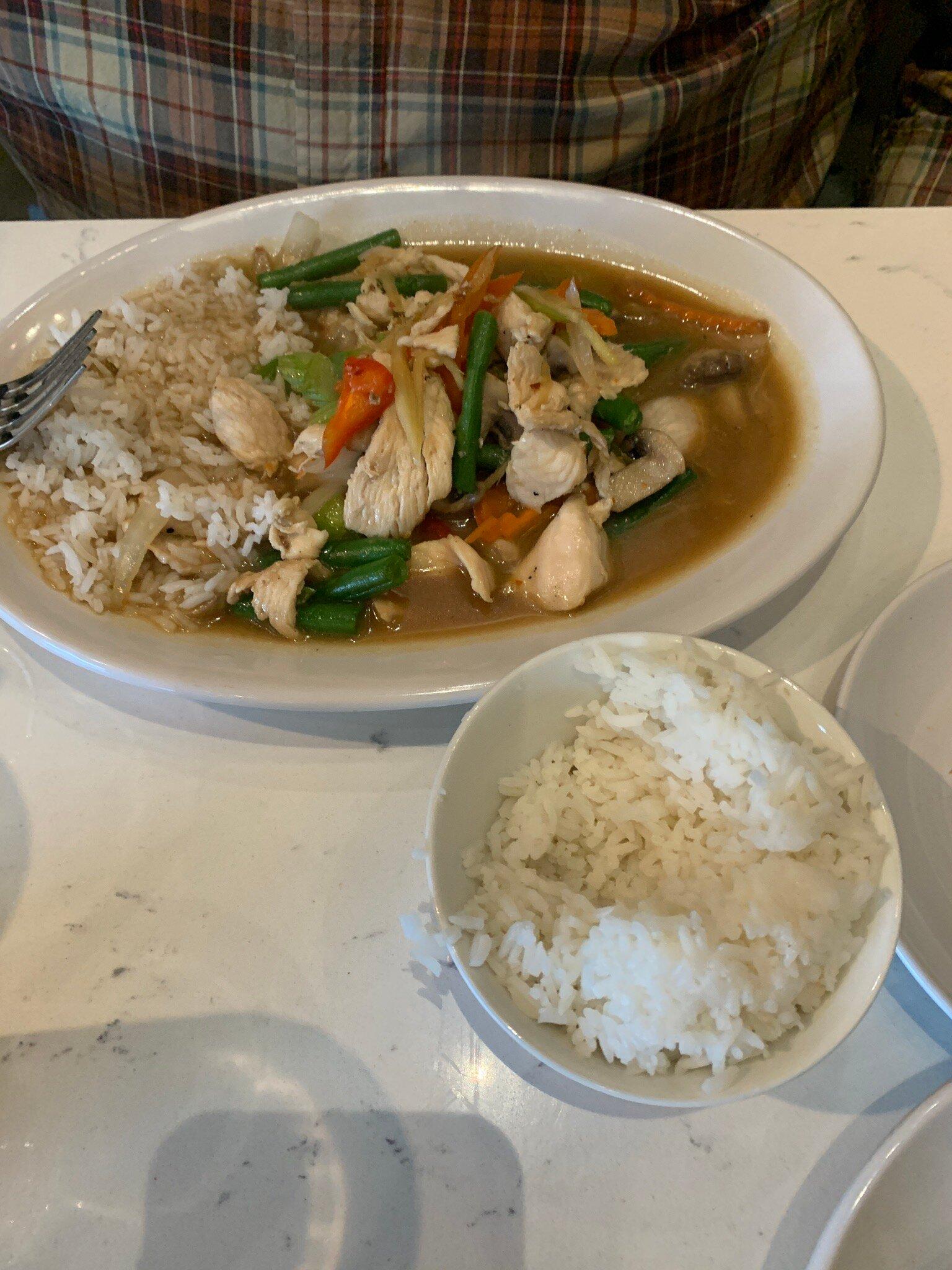 Mama Ning's Thai