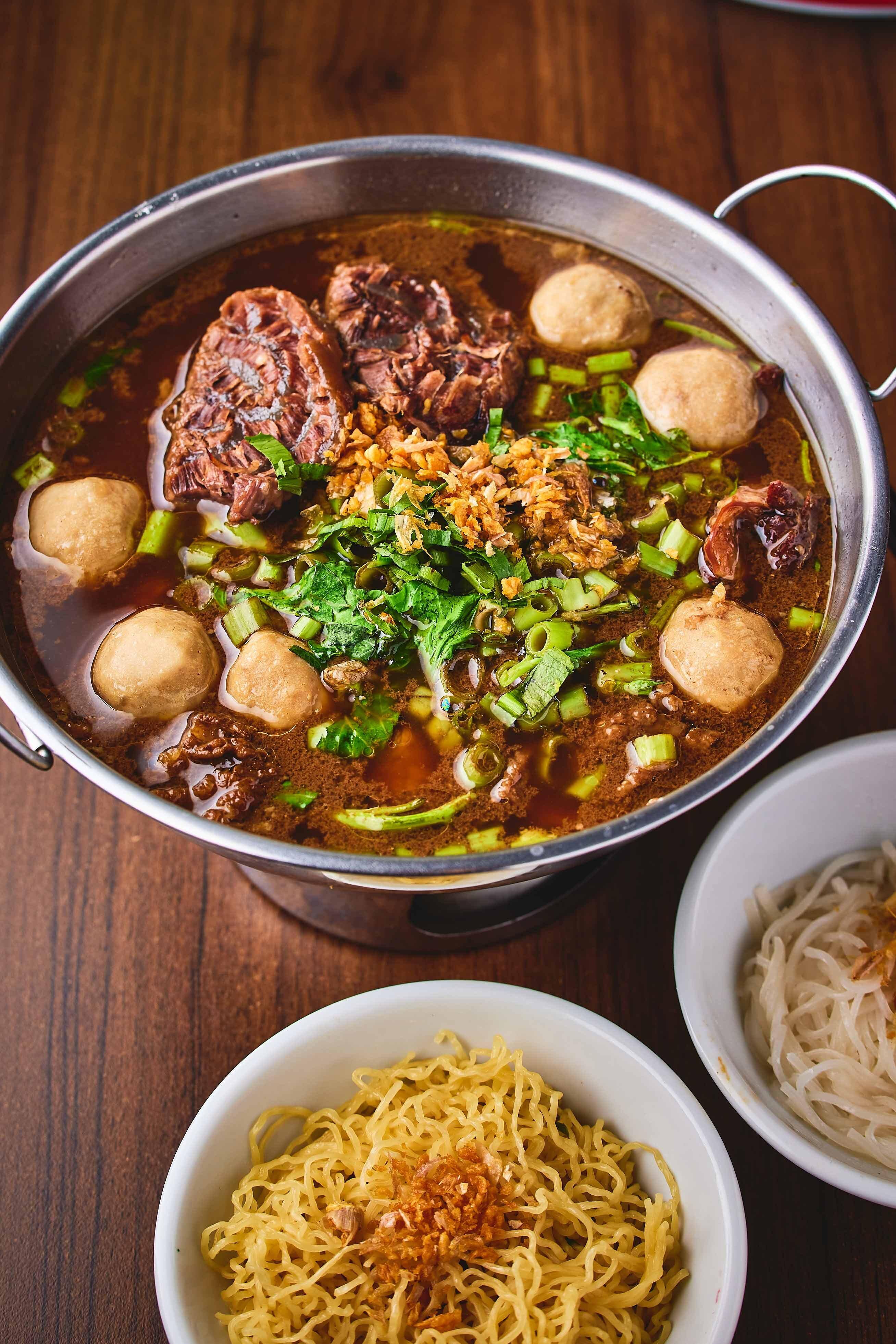 Tha Chang Noodle Bar