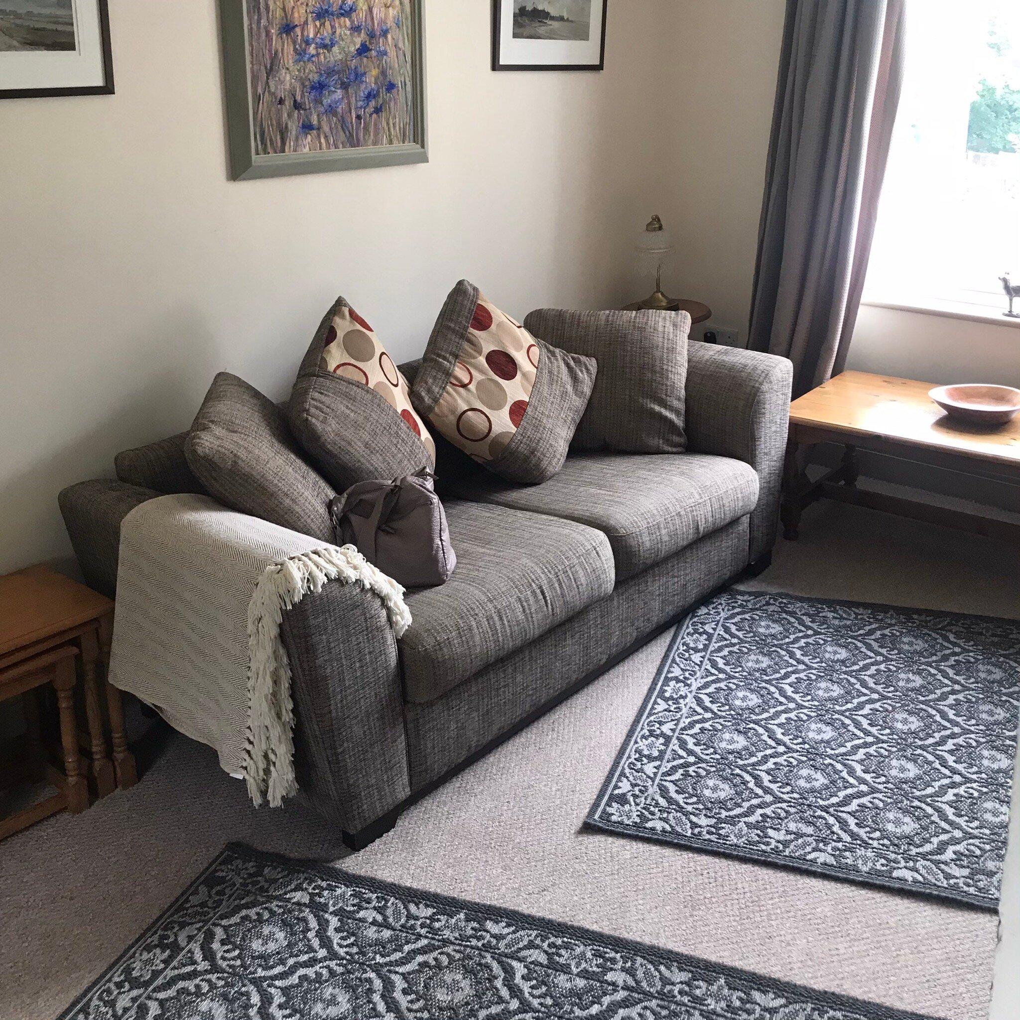 Photo by Lloydstevens29