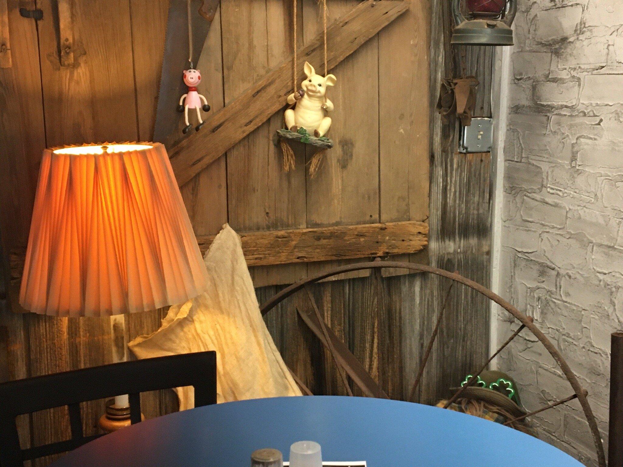 Hatfield's Goode Grub