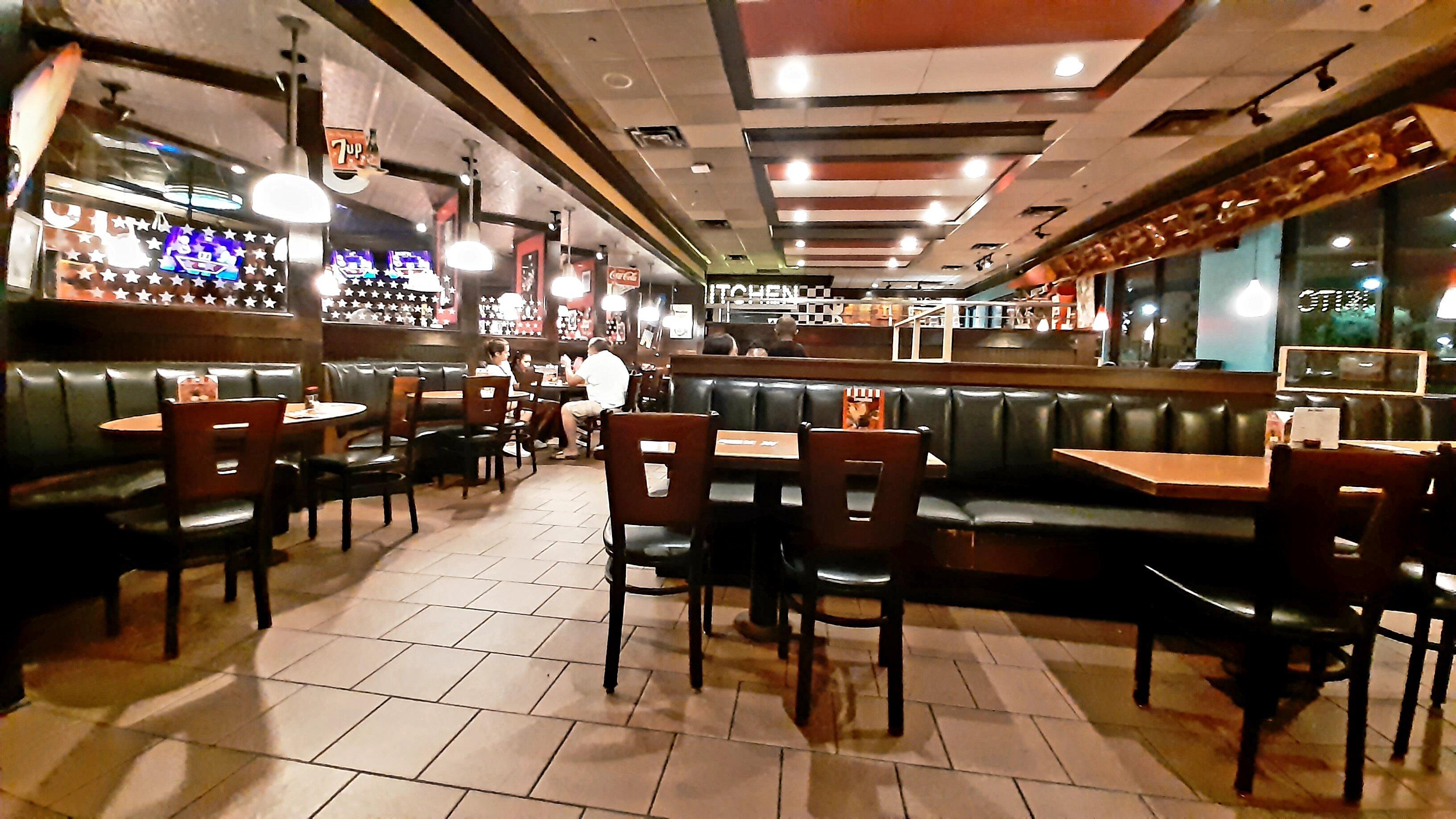 Photo by VIAJER0_URBAN0