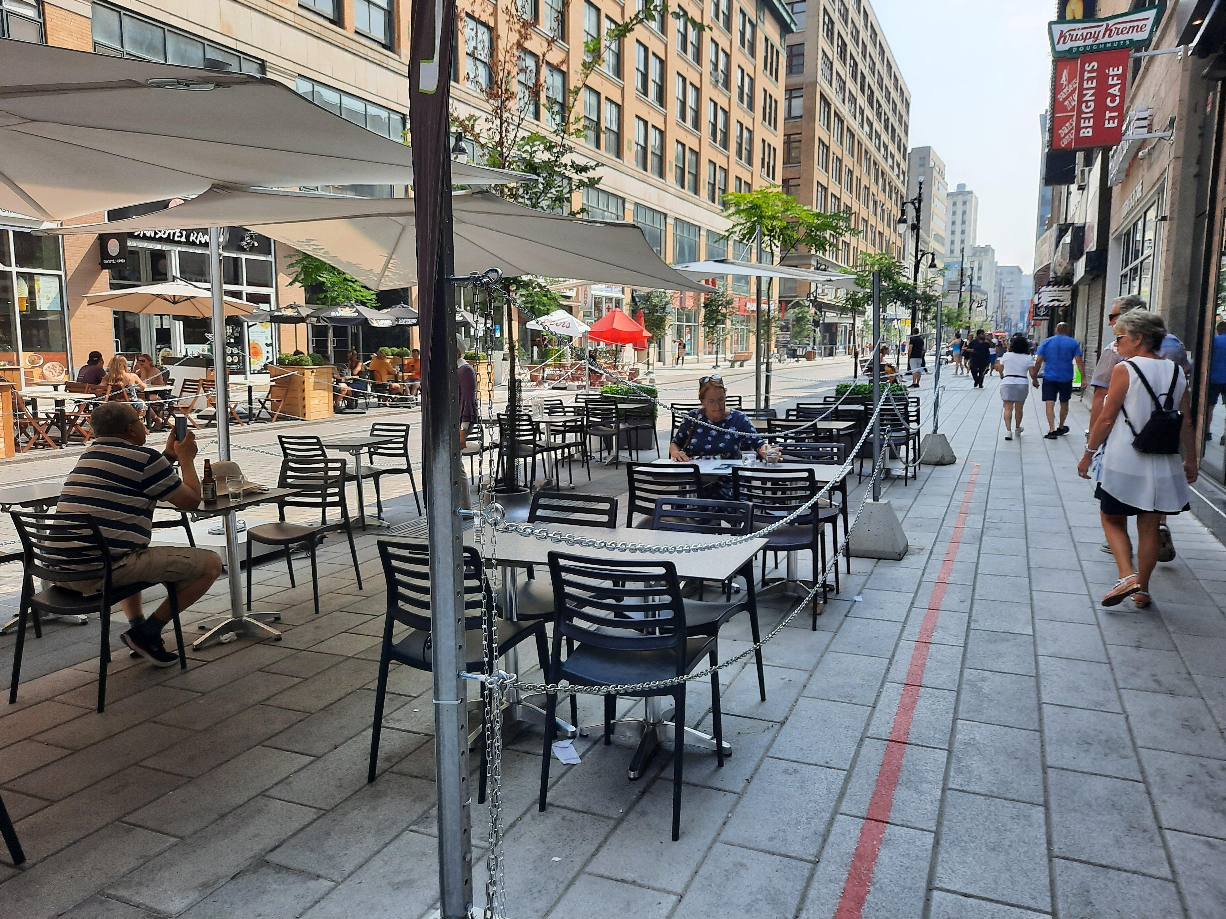 Universel Déjeuners et Grillades