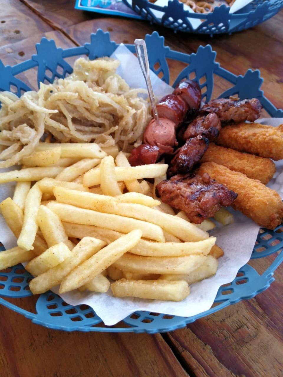 Bronkies Rugby Club Pub And Grill