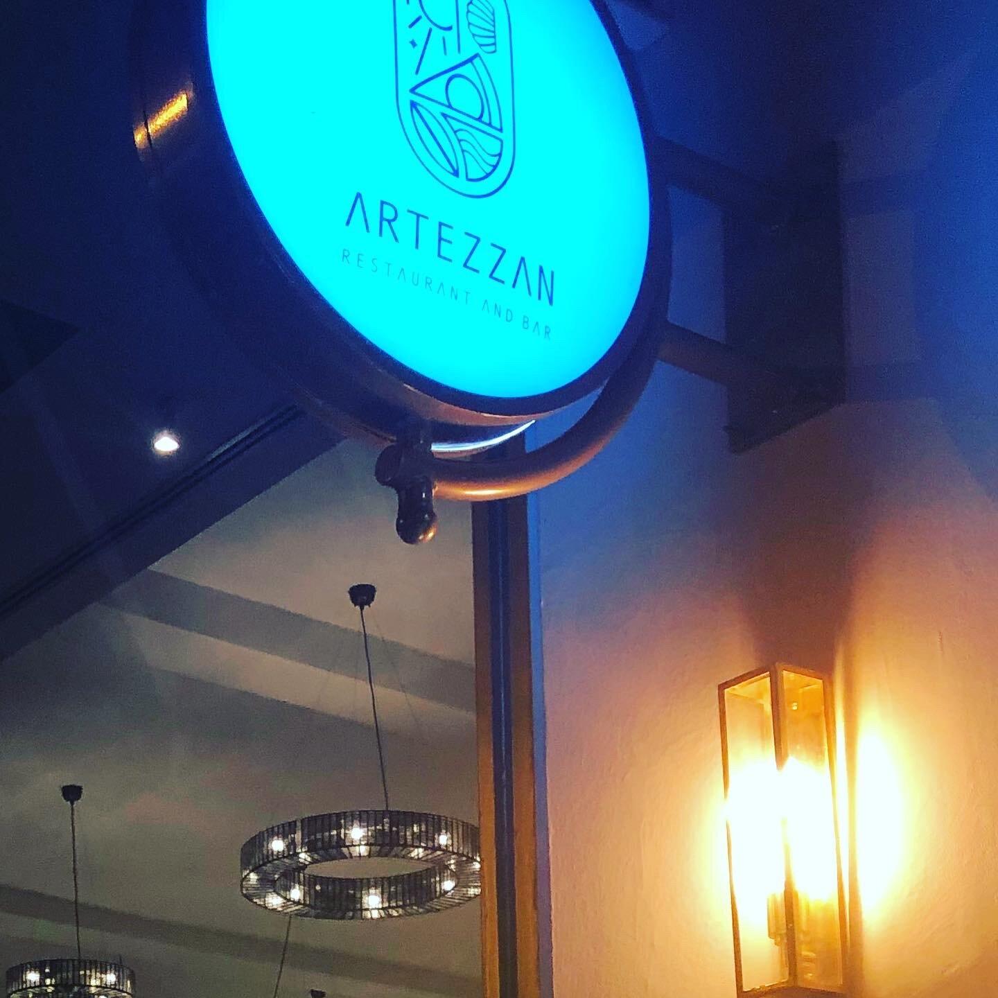 Artezzan Restaurant & Bar