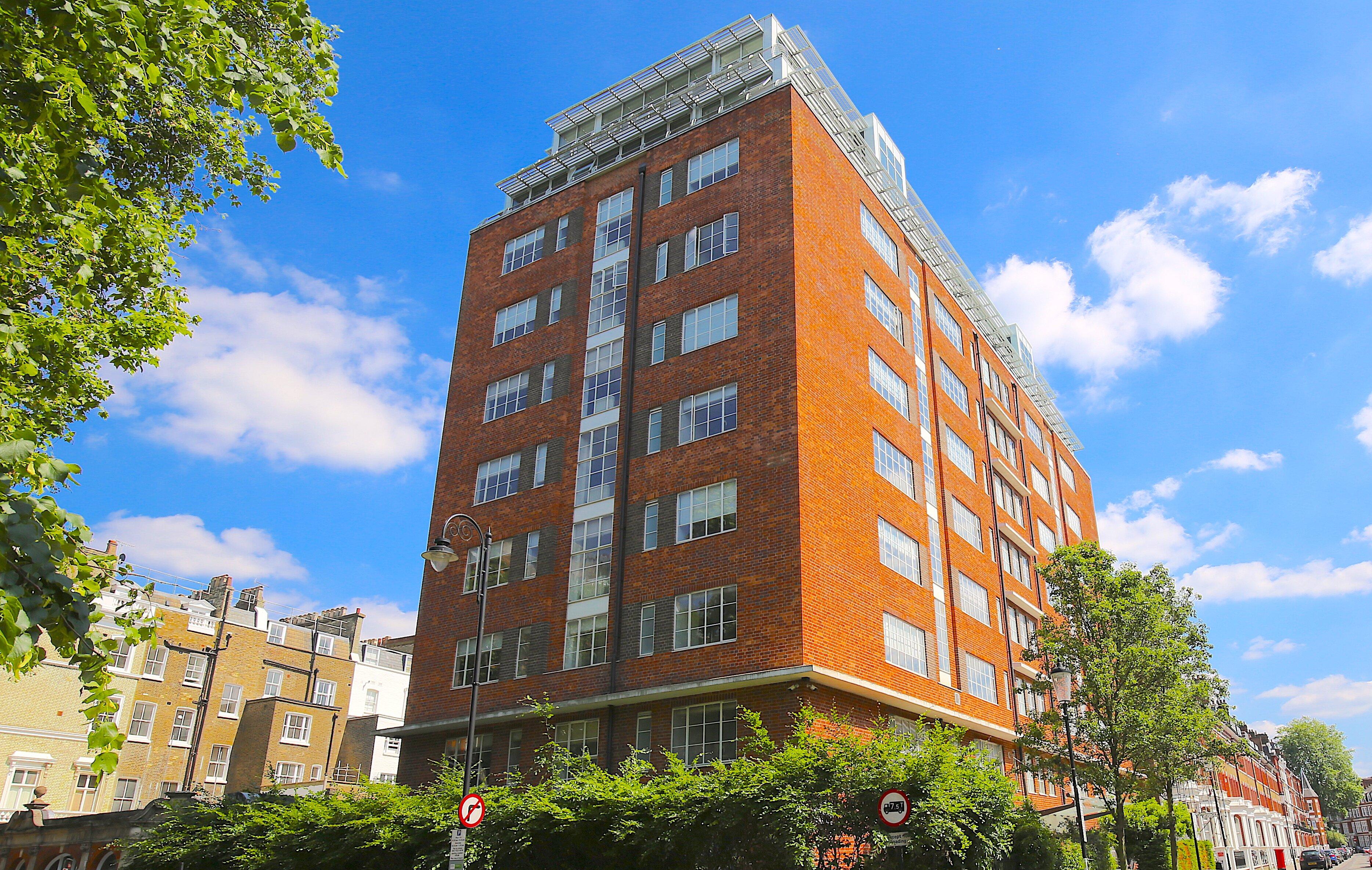 Roland House Apartments