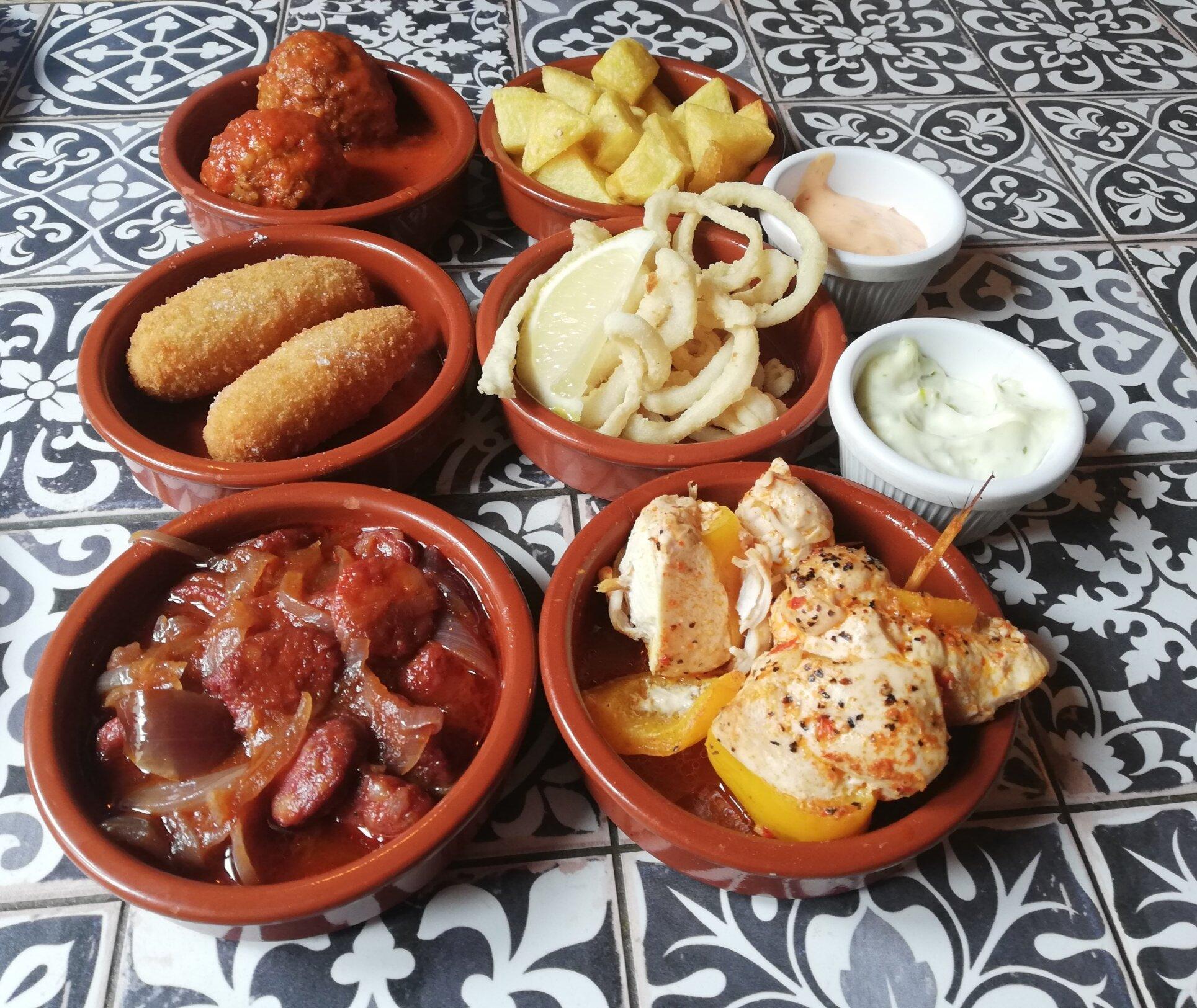 Tinto Tapas Bar