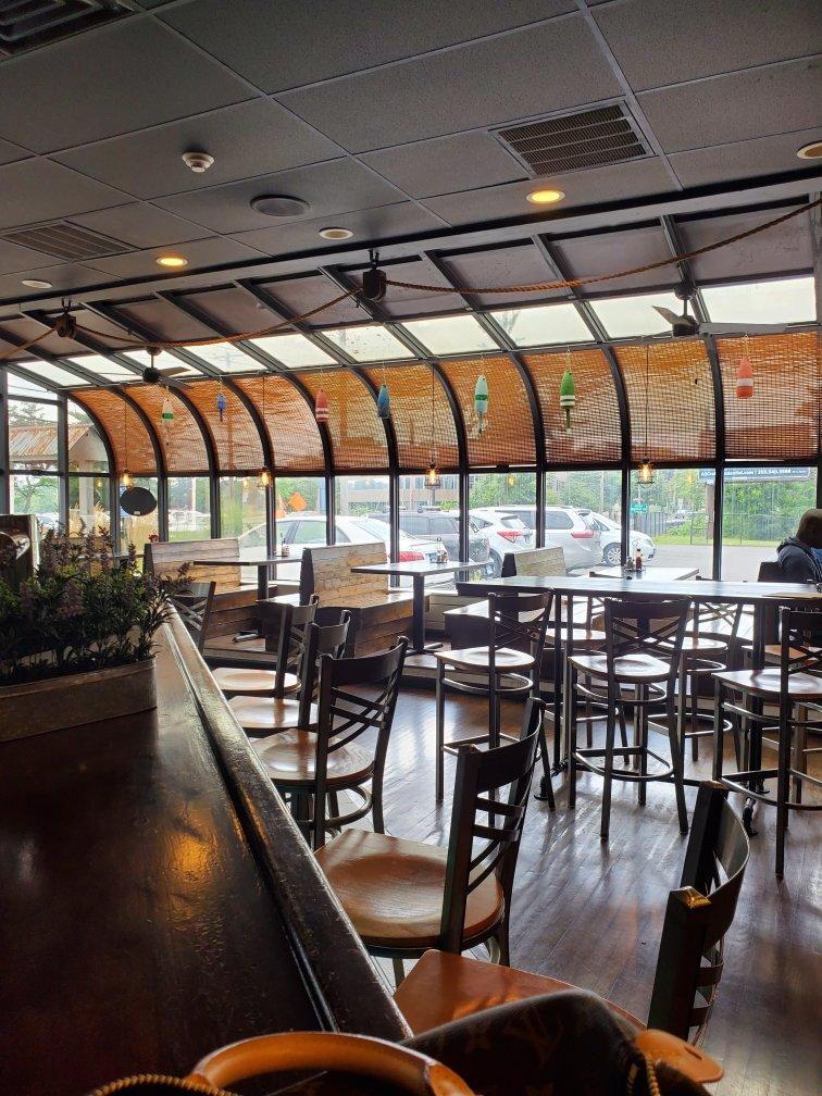 Mr. Crab Seafood and Bar