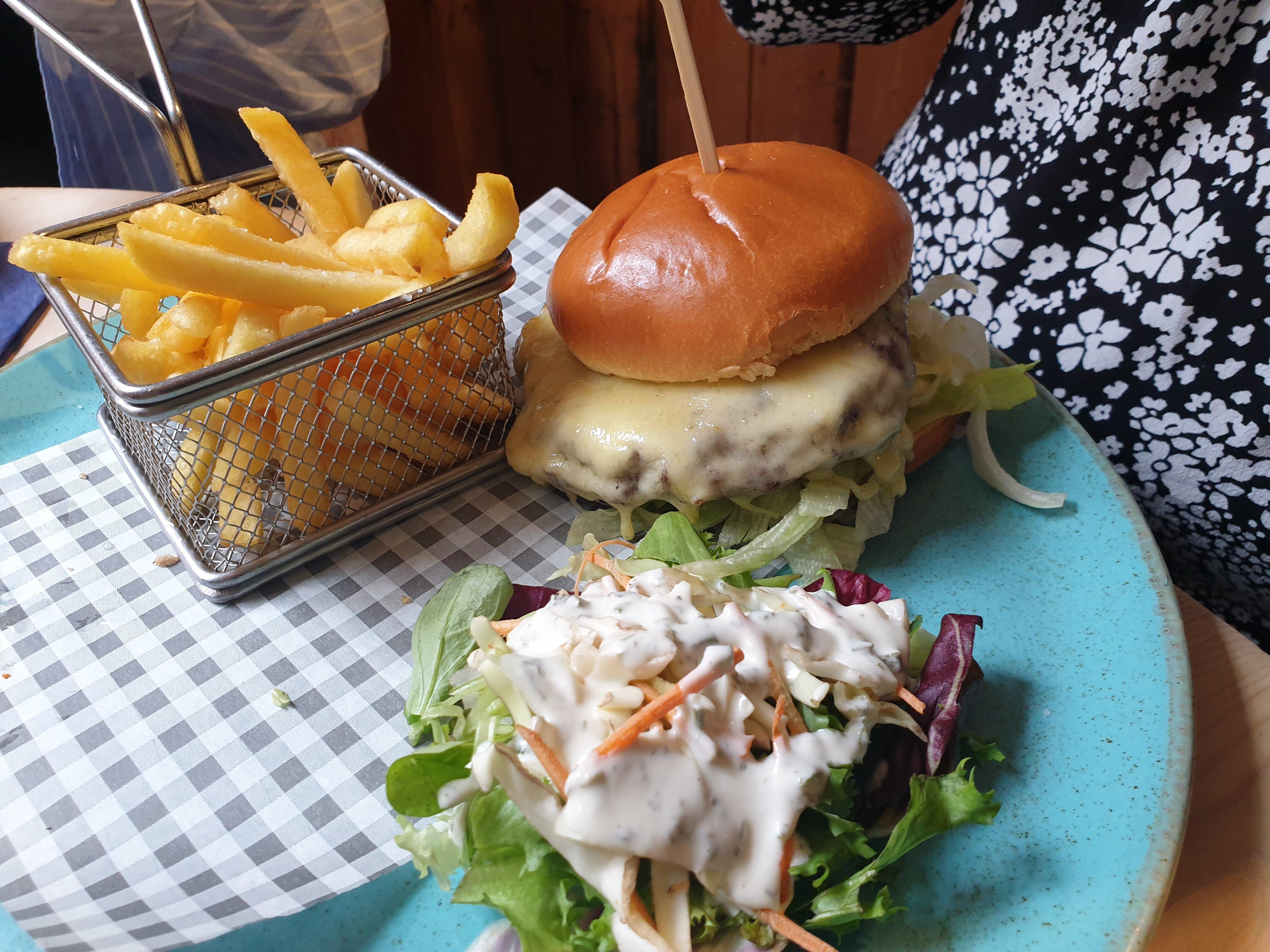 Oscar's Wine Bar & Bistro