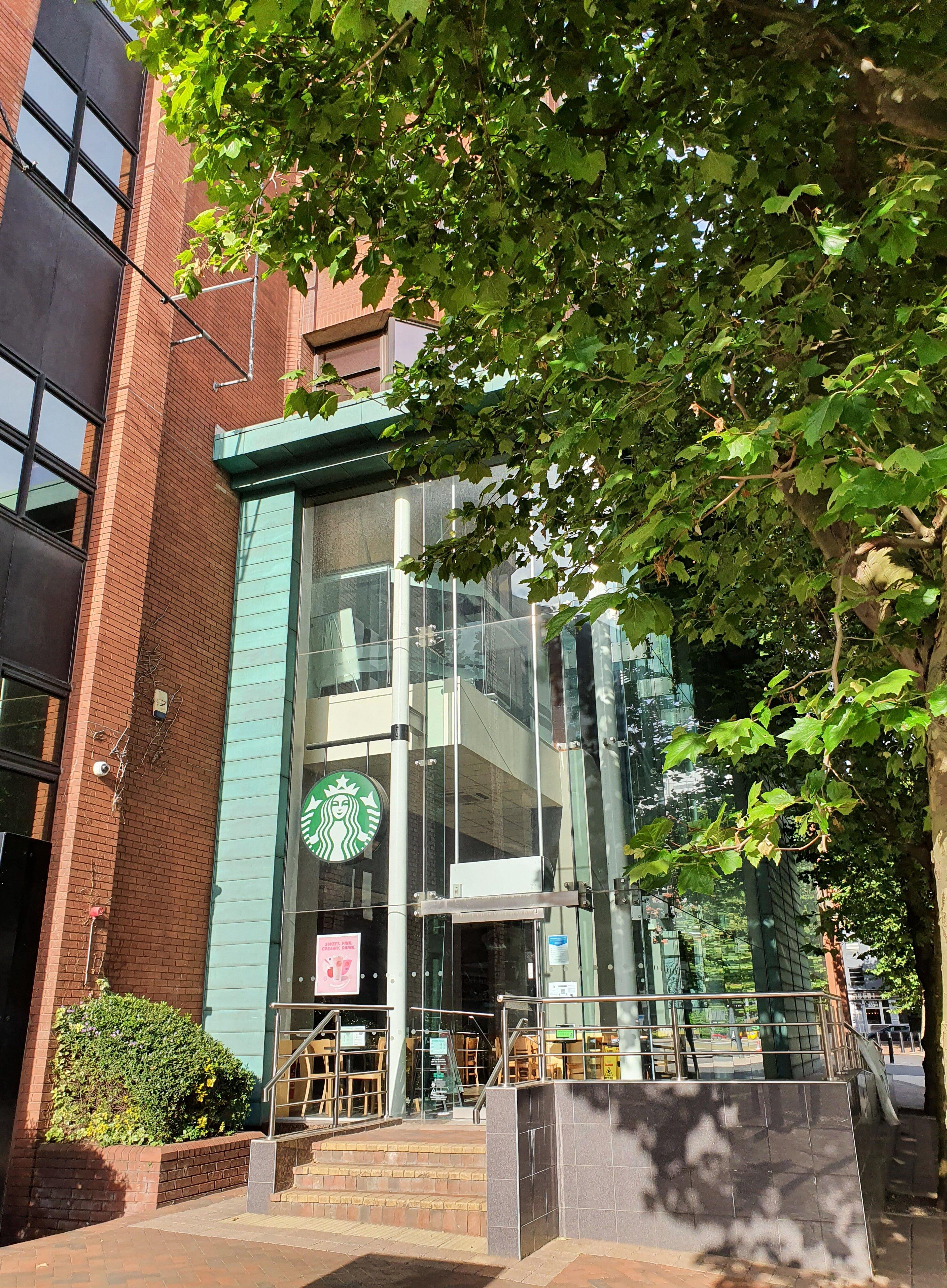 Starbucks ,wellington Street