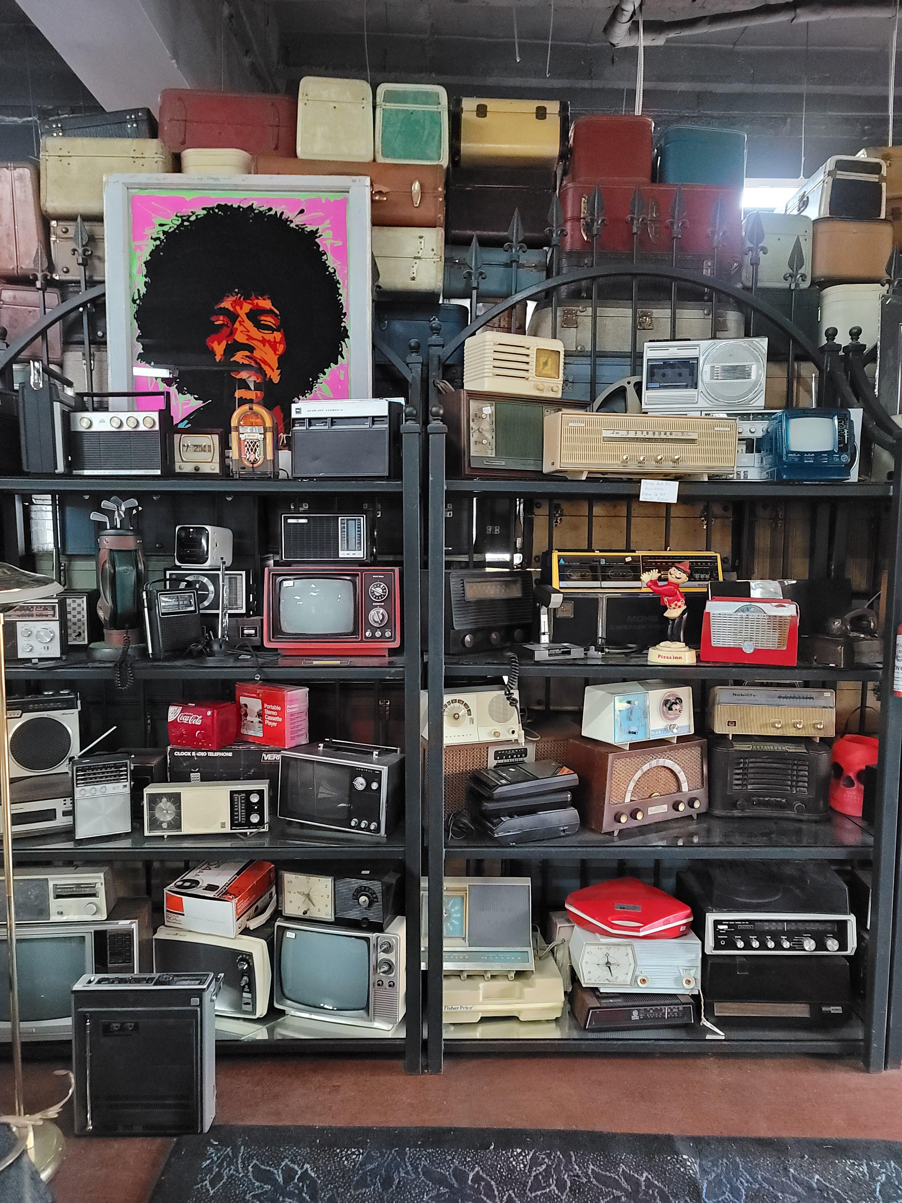 Baw Resale & Interiors