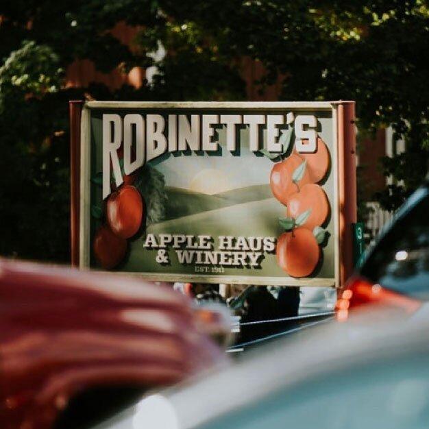 Robinette's Apple Haus & Winery
