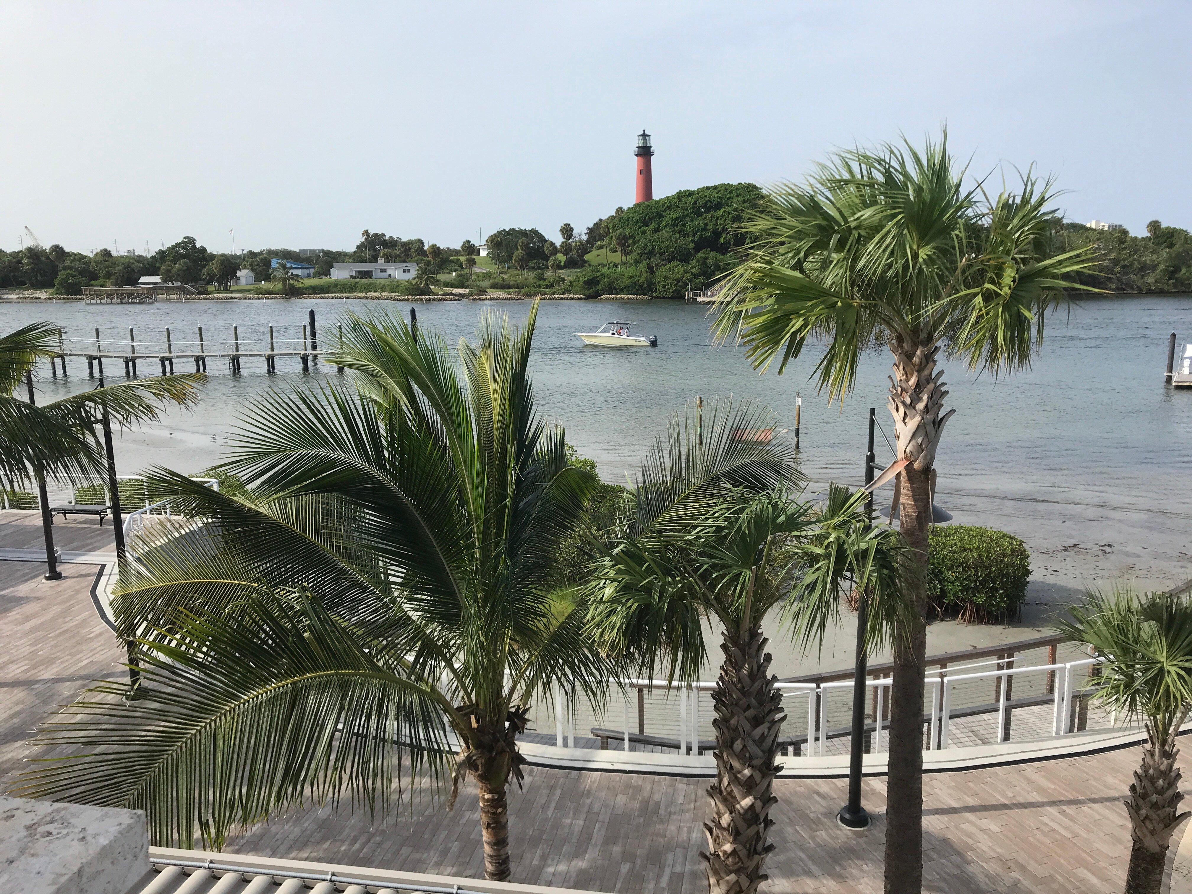 Photo by TravelingB0B